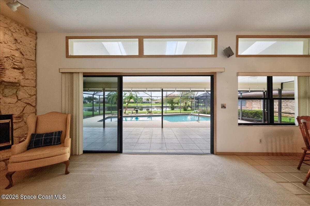 1347 Silver Lake Drive photo 9