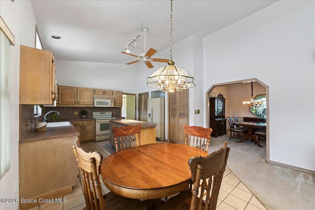 1347 Silver Lake Drive photo 11