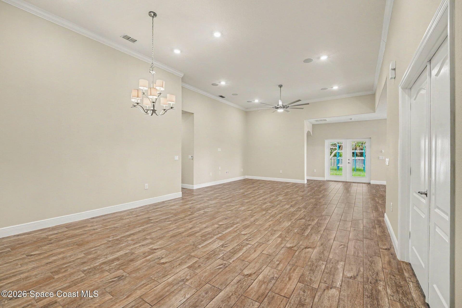 2152 Lune Court photo 14