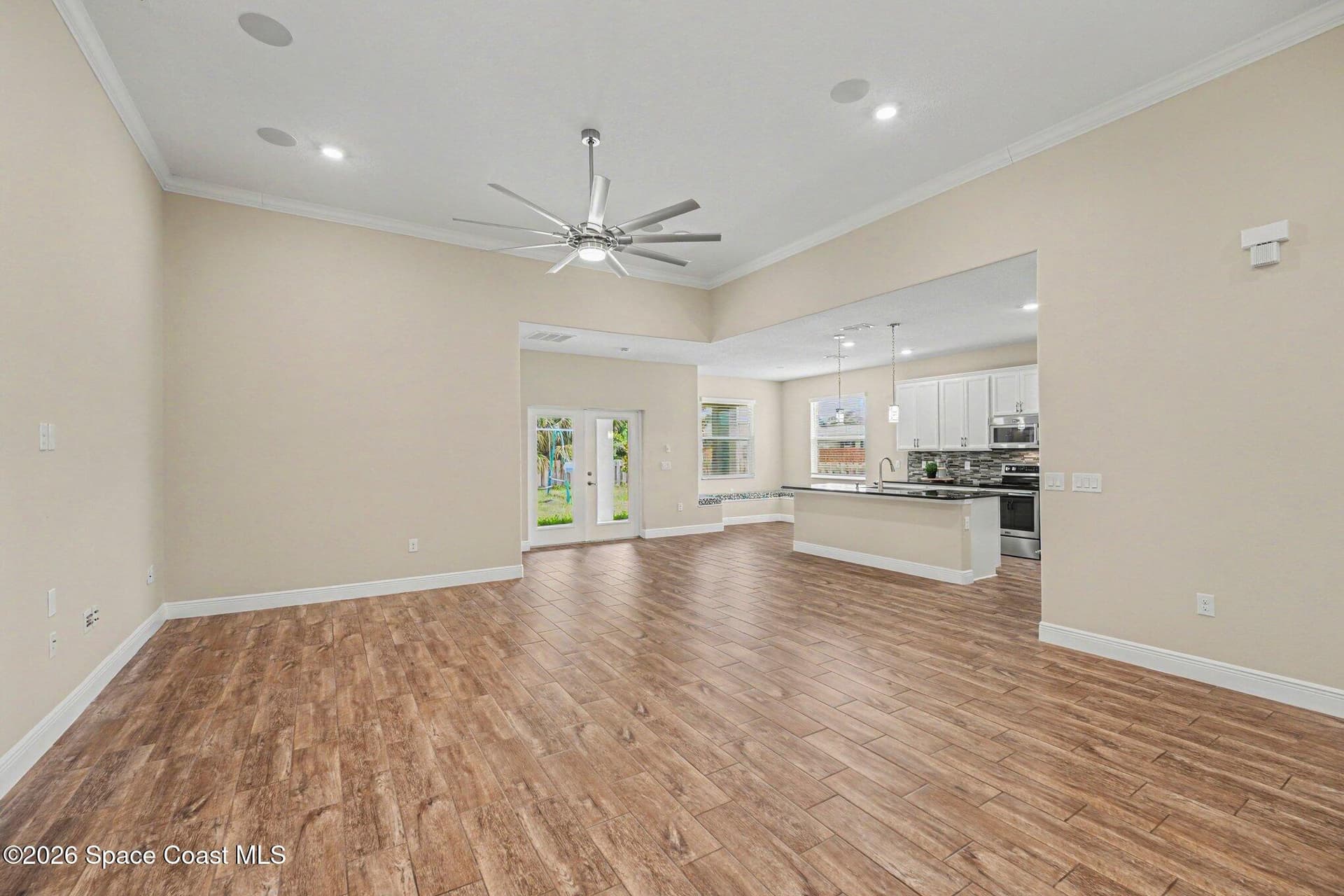 2152 Lune Court photo 10