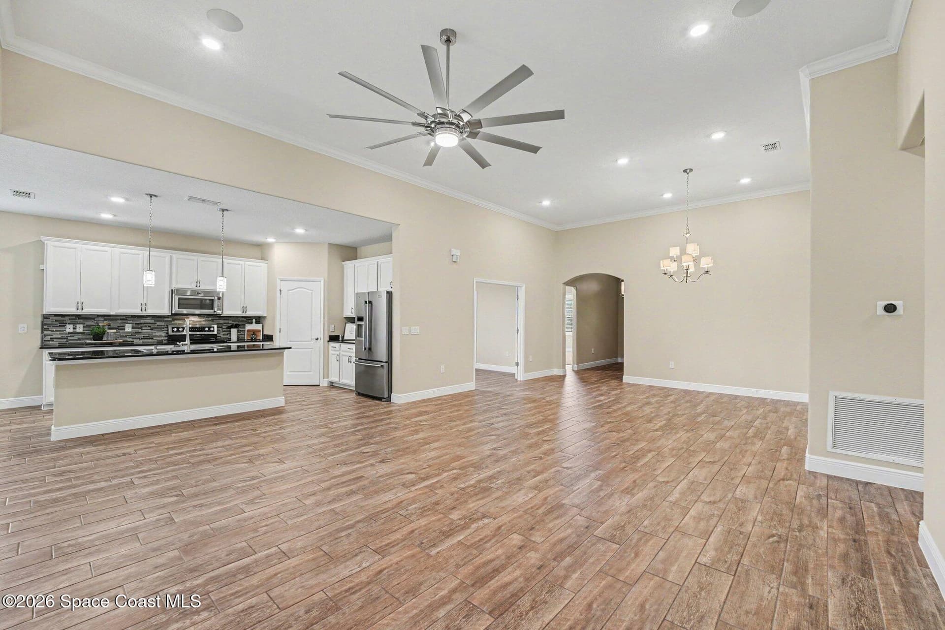2152 Lune Court photo 6