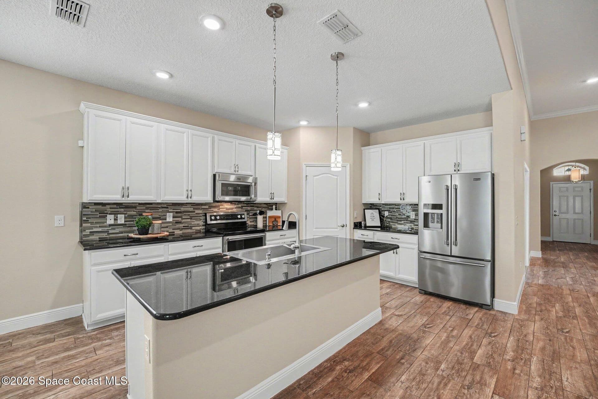 2152 Lune Court photo 9