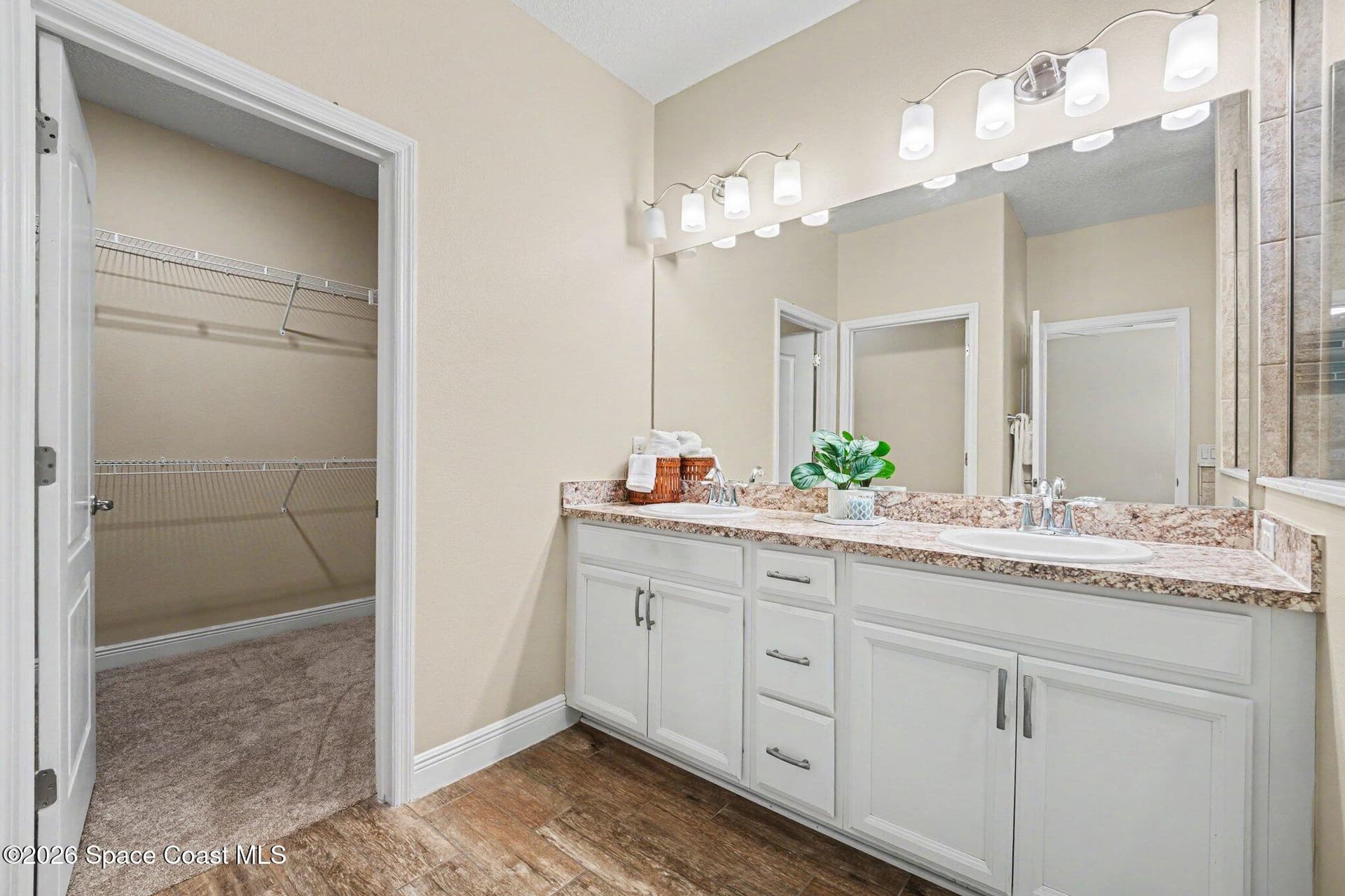2152 Lune Court photo 22