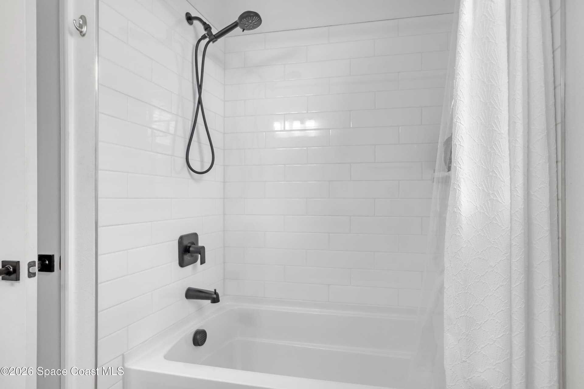 476 Glaspell Circle SE photo 22