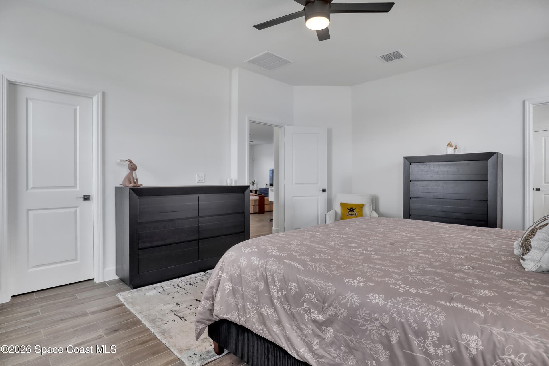 476 Glaspell Circle SE photo 17
