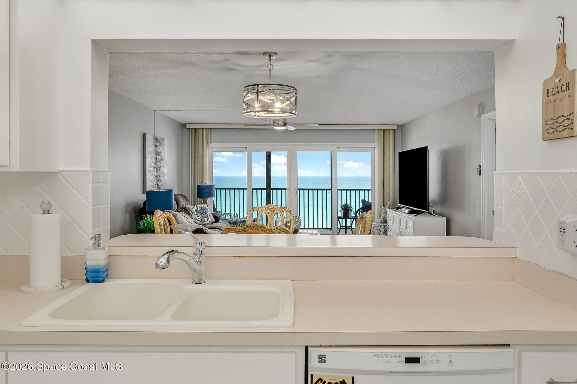 1125 Jimmy Buffett Memorial Highway 507 photo 10