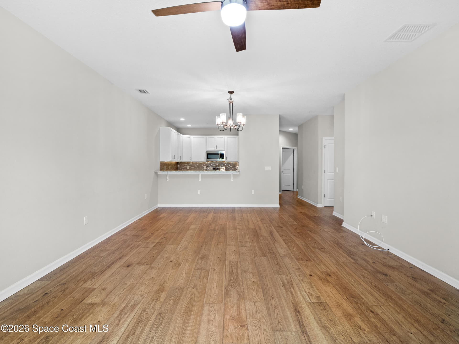 3931 Playa Del Sol Drive 104 photo 10
