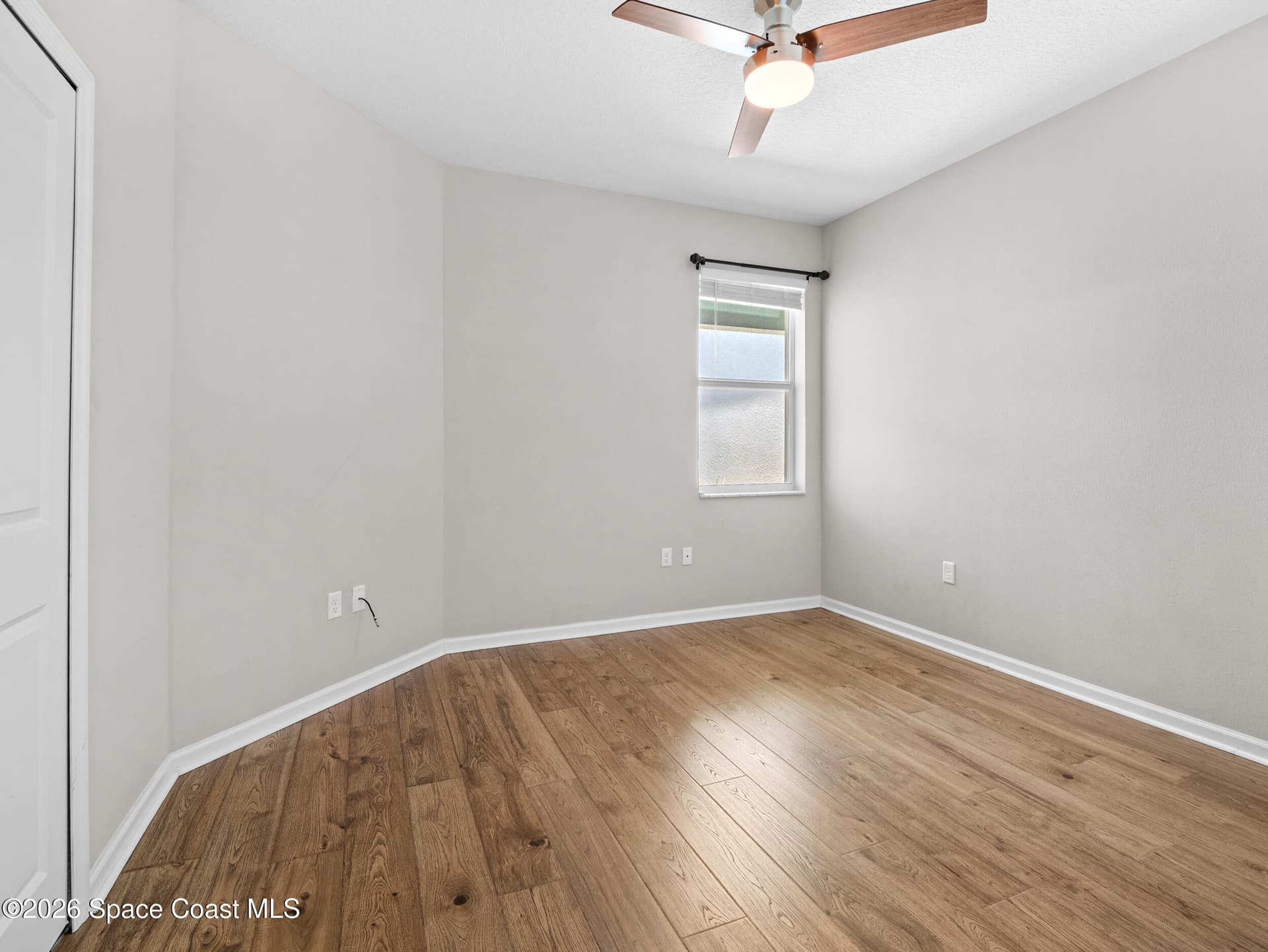 3931 Playa Del Sol Drive 104 photo 22