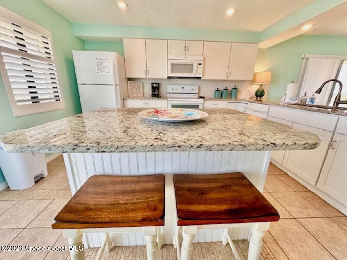 1050 N Atlantic Avenue 700 photo 2