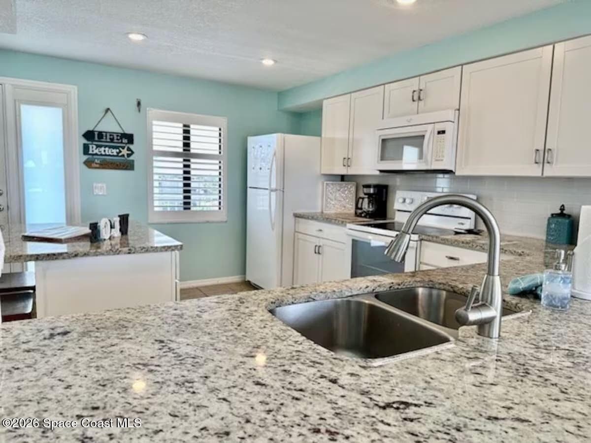 1050 N Atlantic Avenue 700 photo 7