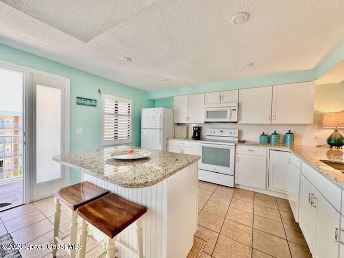 1050 N Atlantic Avenue 700 photo 4