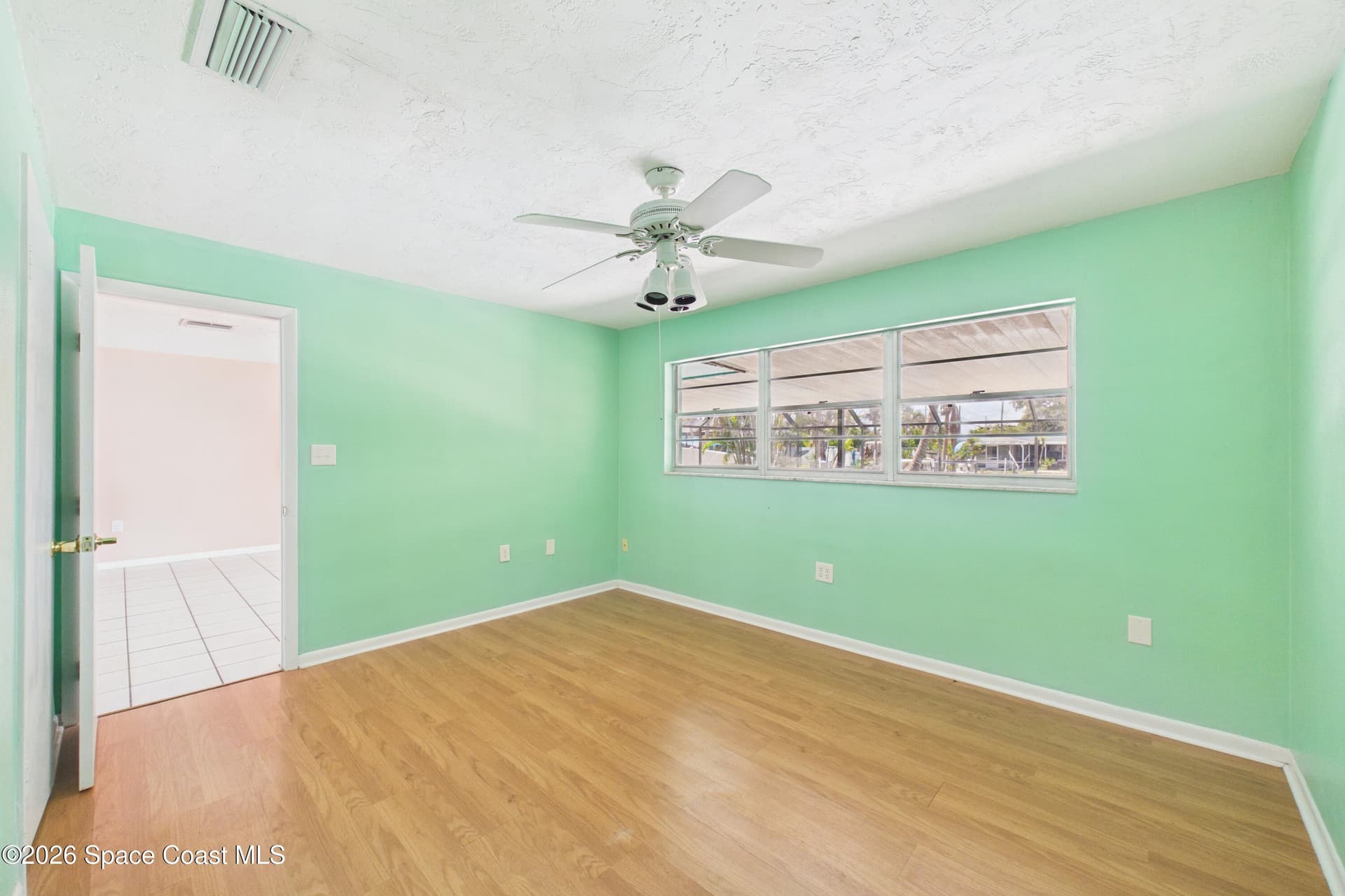 406 Sandpiper Drive photo 17