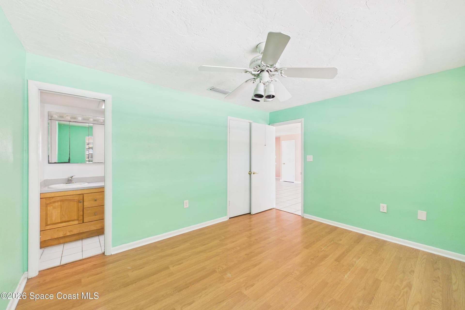 406 Sandpiper Drive photo 18