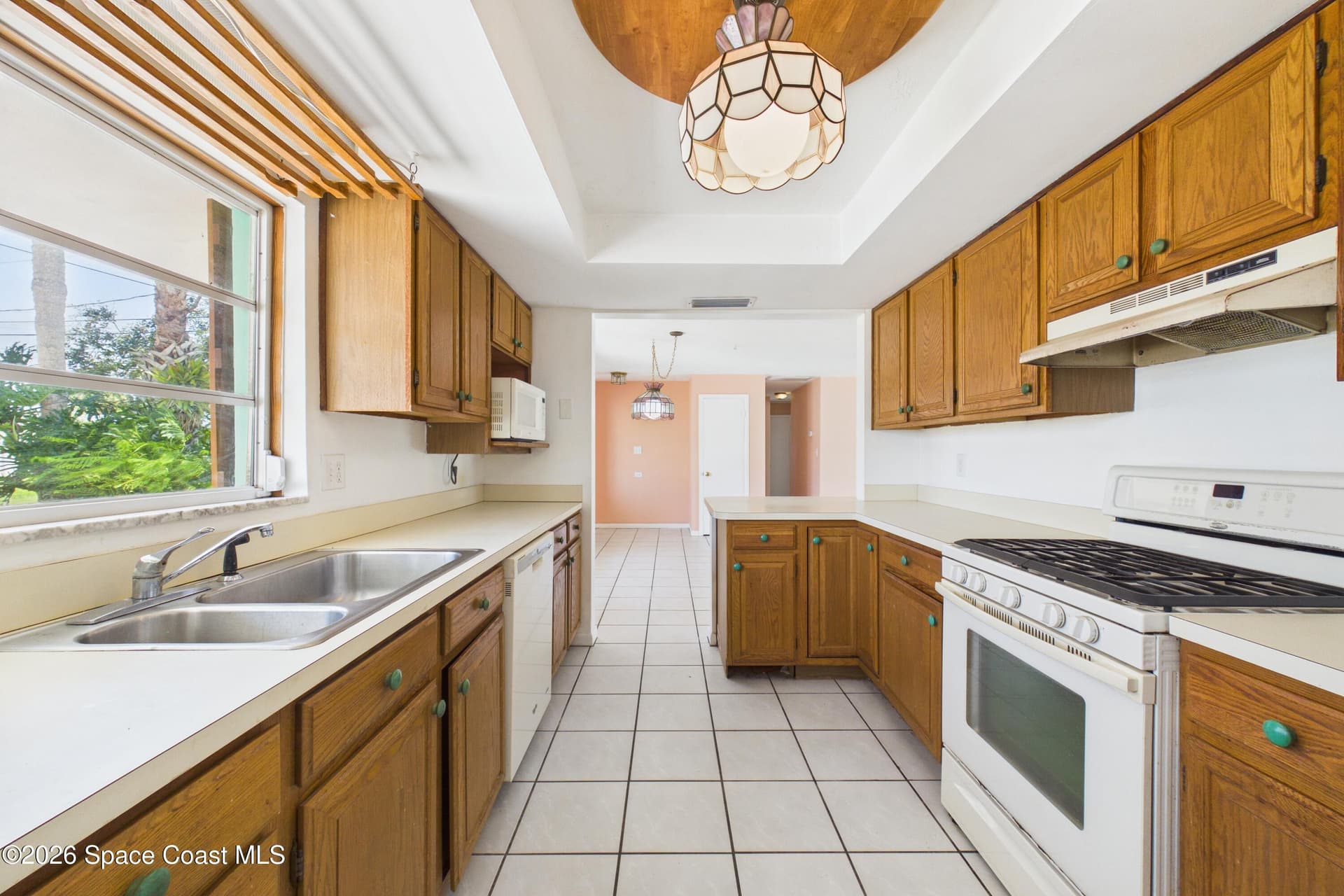 406 Sandpiper Drive photo 14