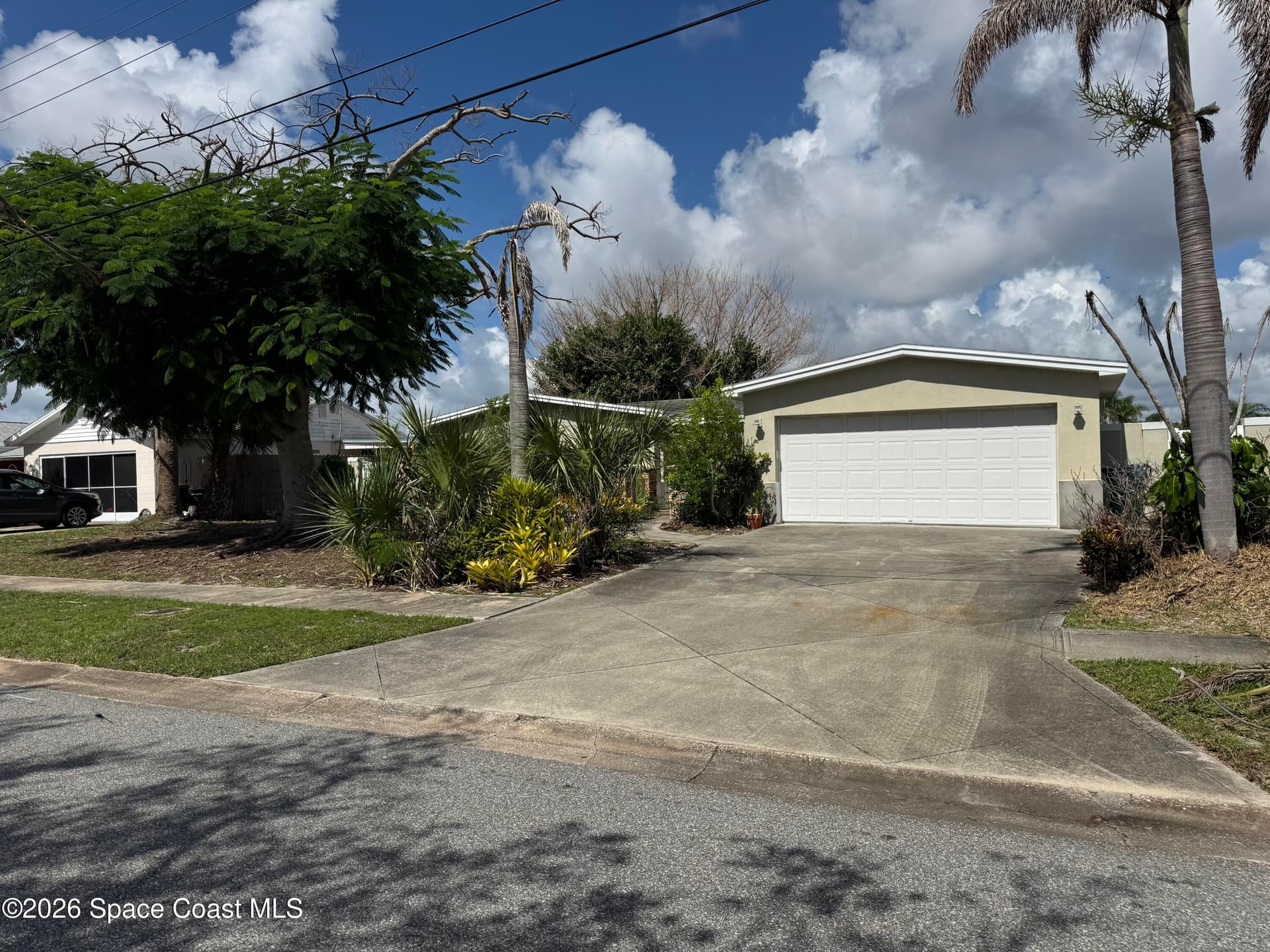 1145 Molaki Drive photo 2