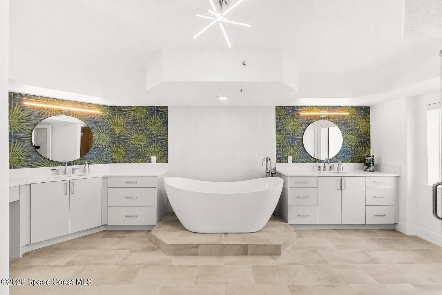 1515 N Highway A1a 401 photo 19
