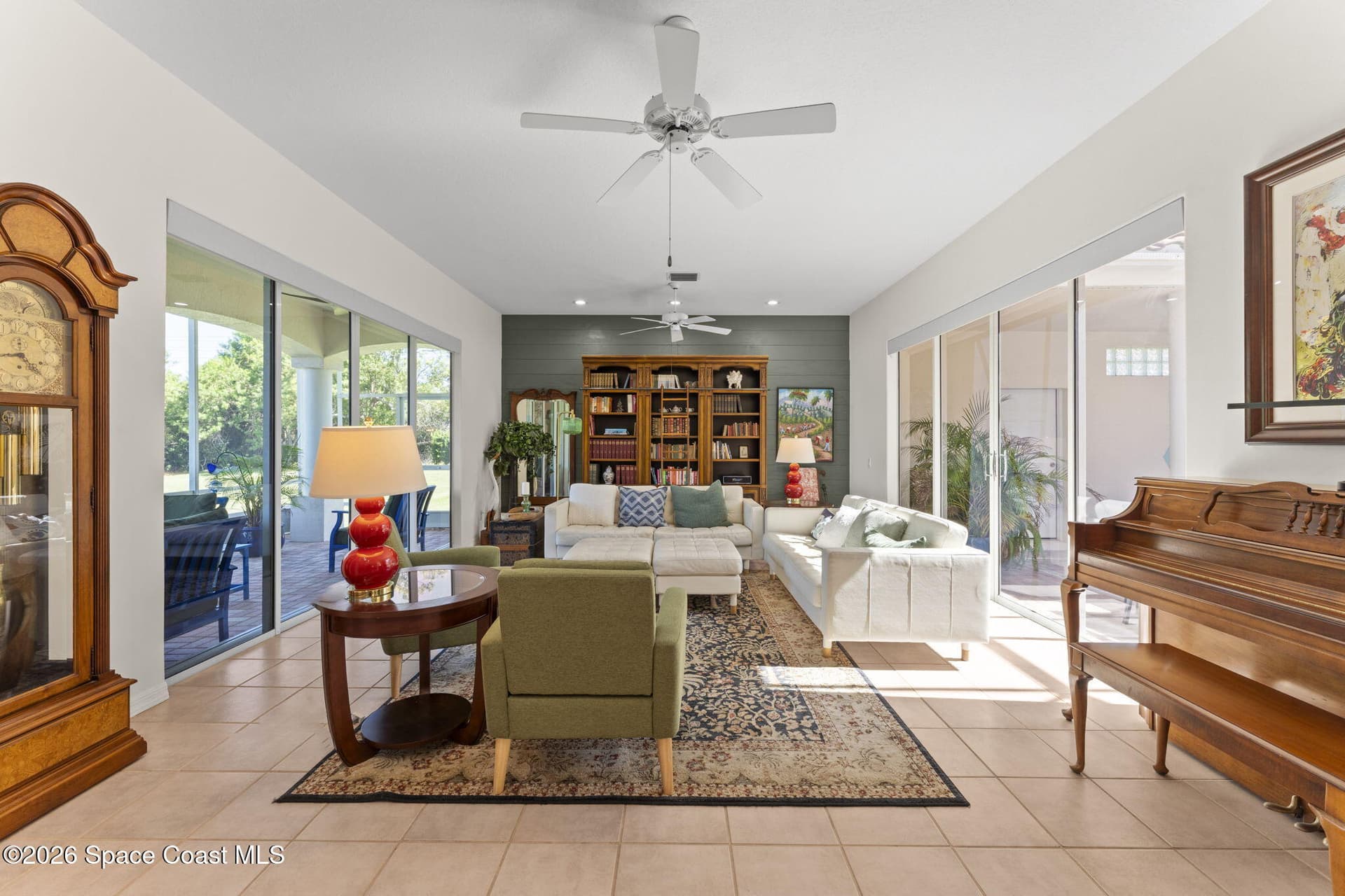 430 Carmel Drive photo 7