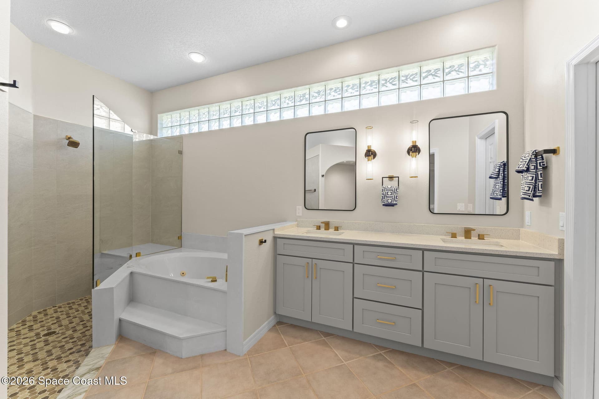 430 Carmel Drive photo 23