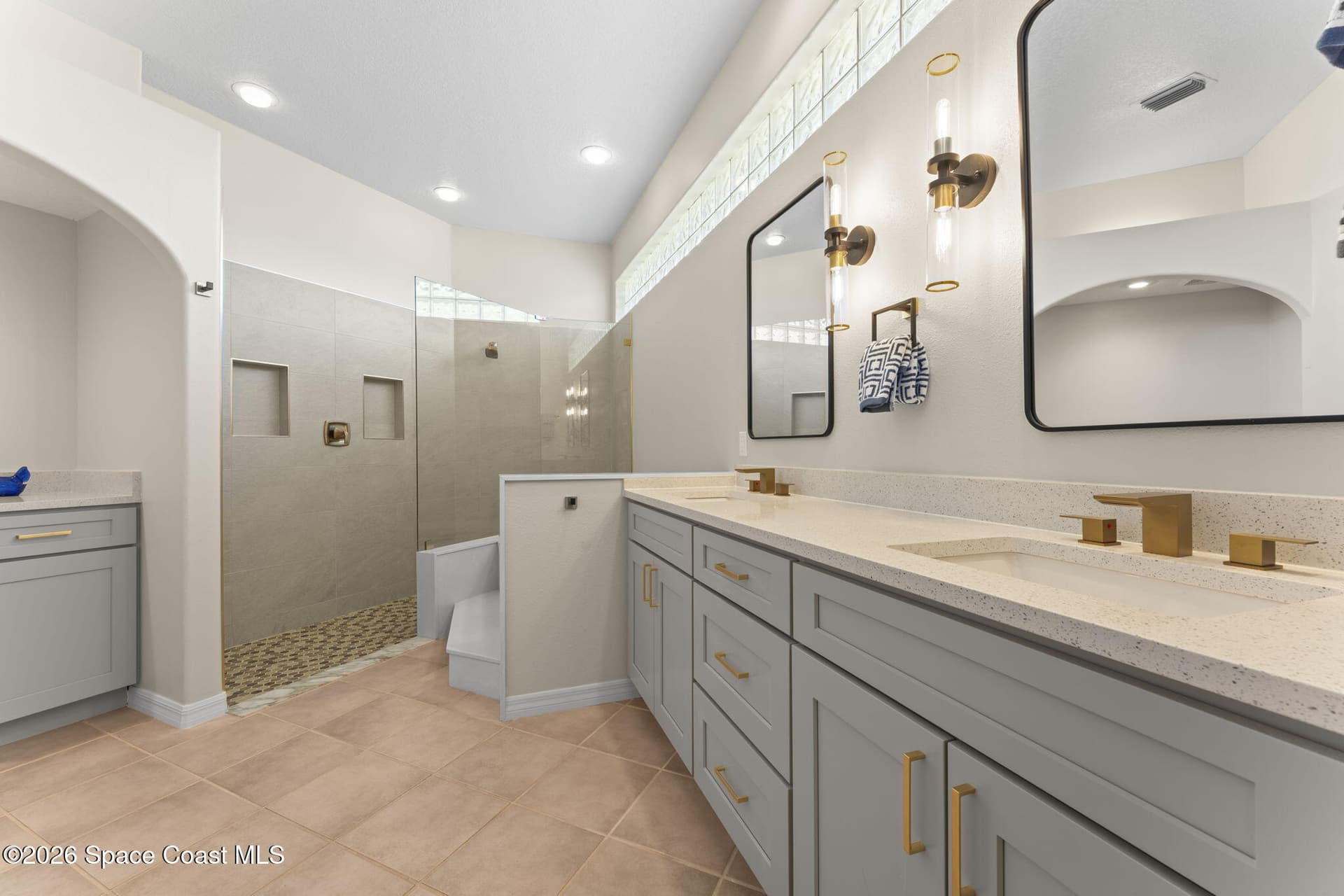430 Carmel Drive photo 22