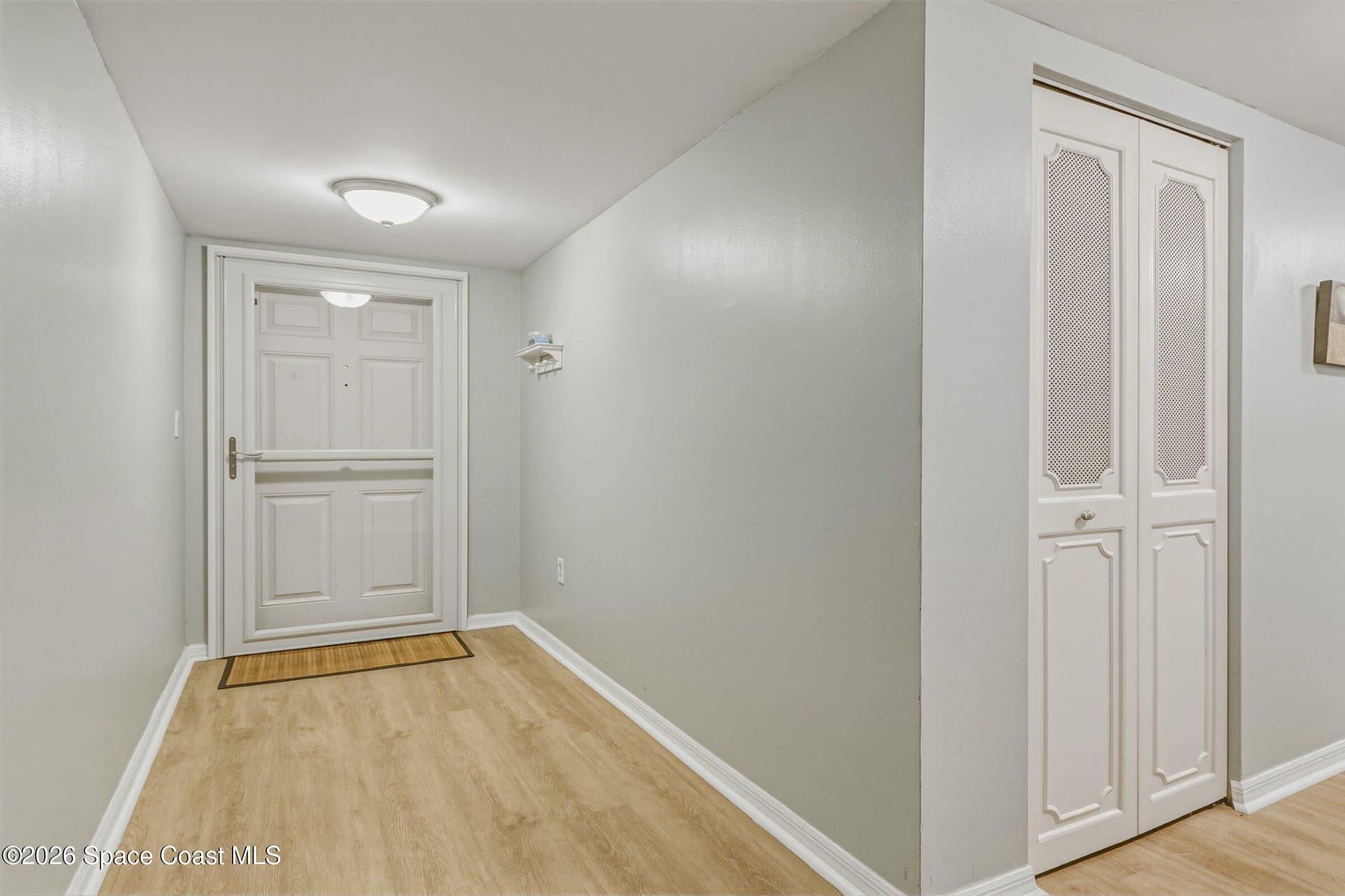 545 Garfield Avenue 401 photo 7
