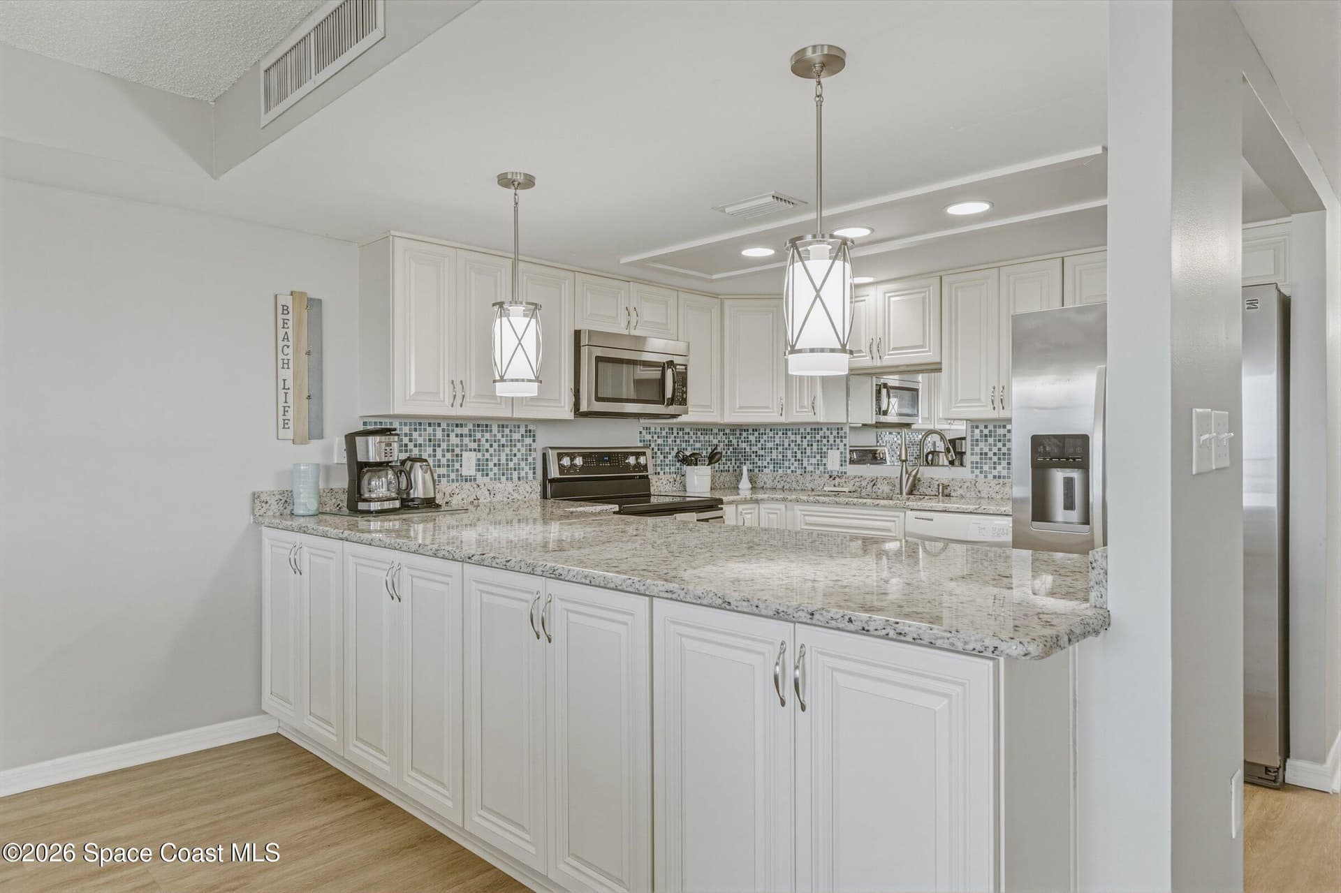 545 Garfield Avenue 401 photo 19