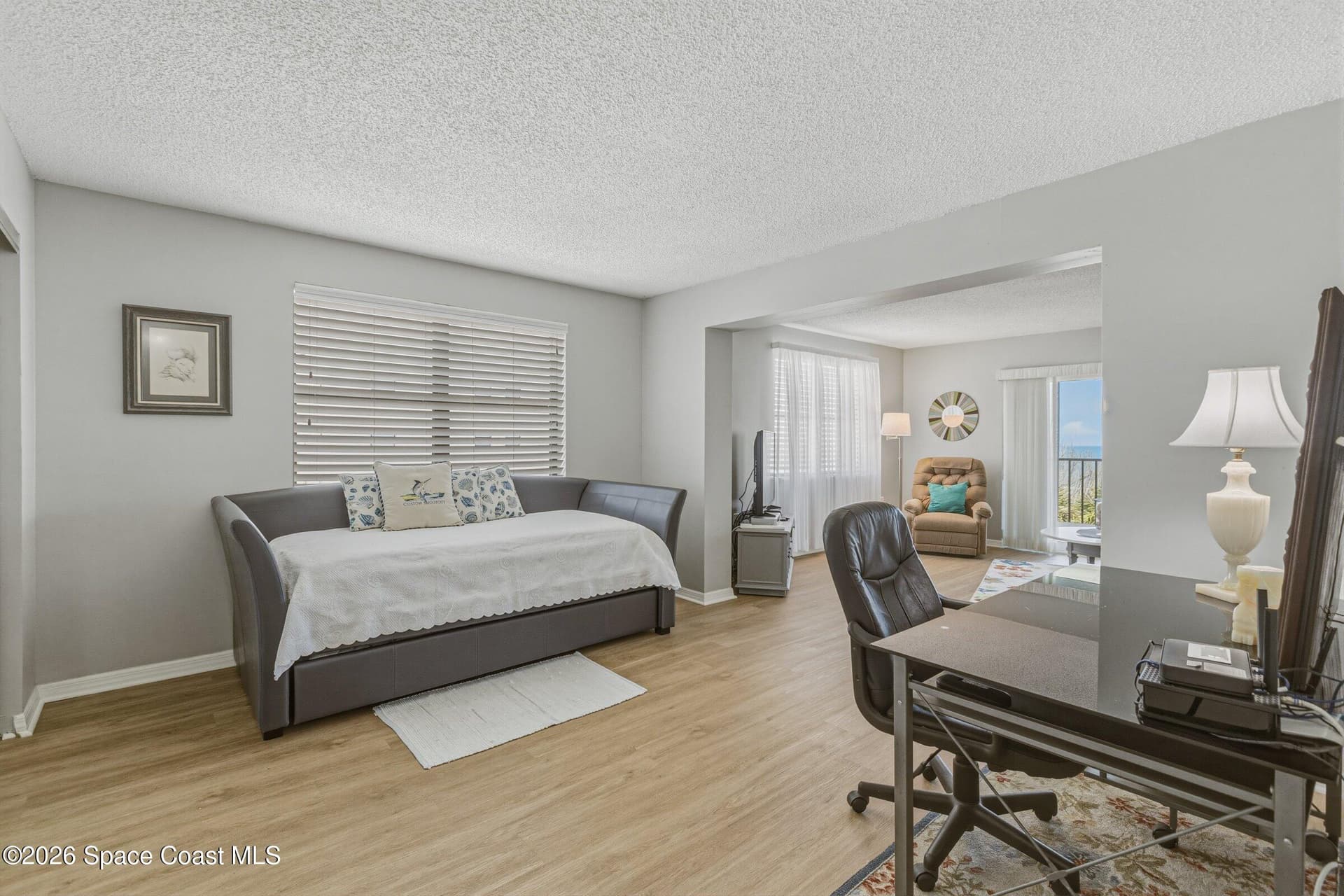 545 Garfield Avenue 401 photo 25
