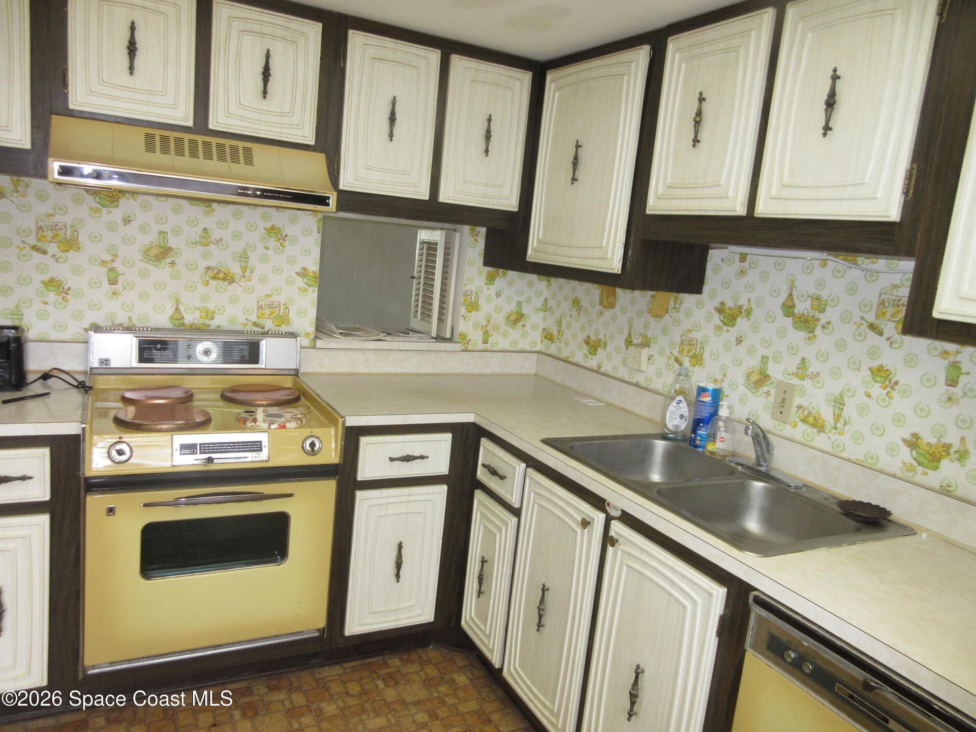 325 N Causeway D107 photo 21
