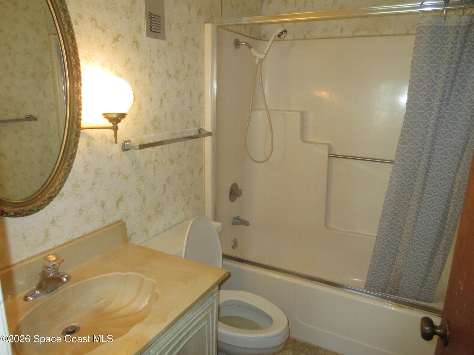 325 N Causeway D107 photo 24