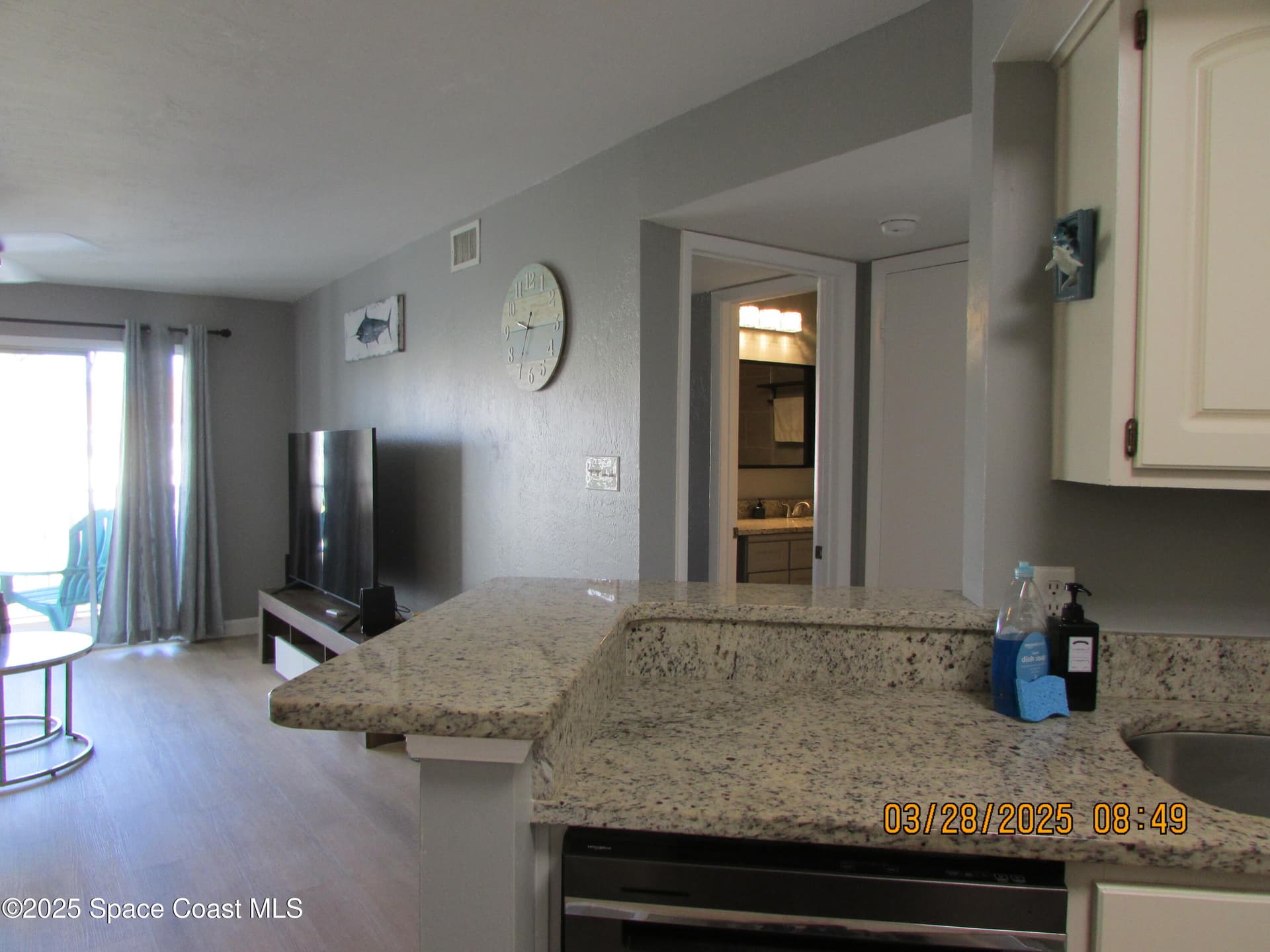 1850 Charlesmont Drive 7118 photo 4