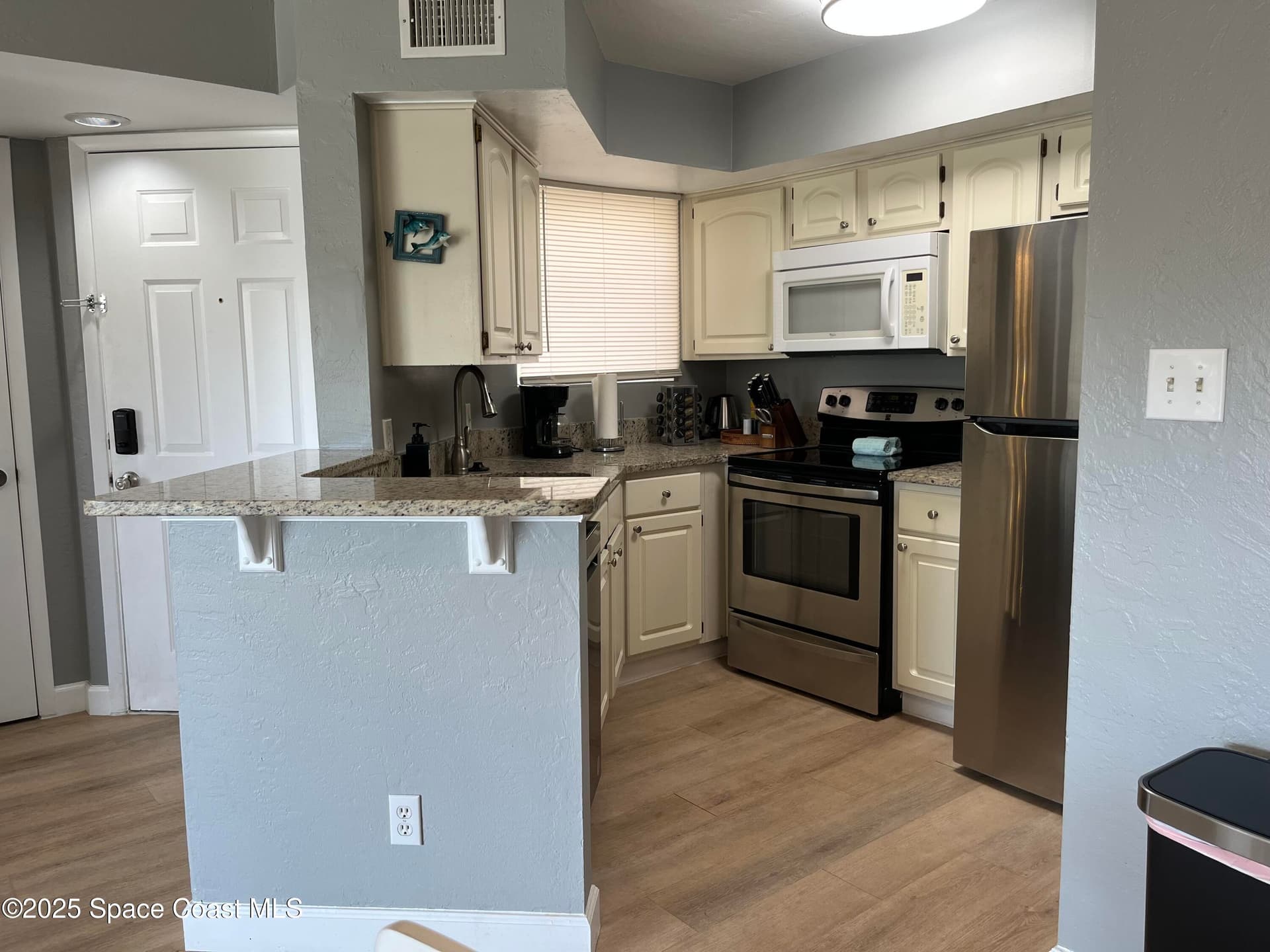 1850 Charlesmont Drive 7118 photo 21