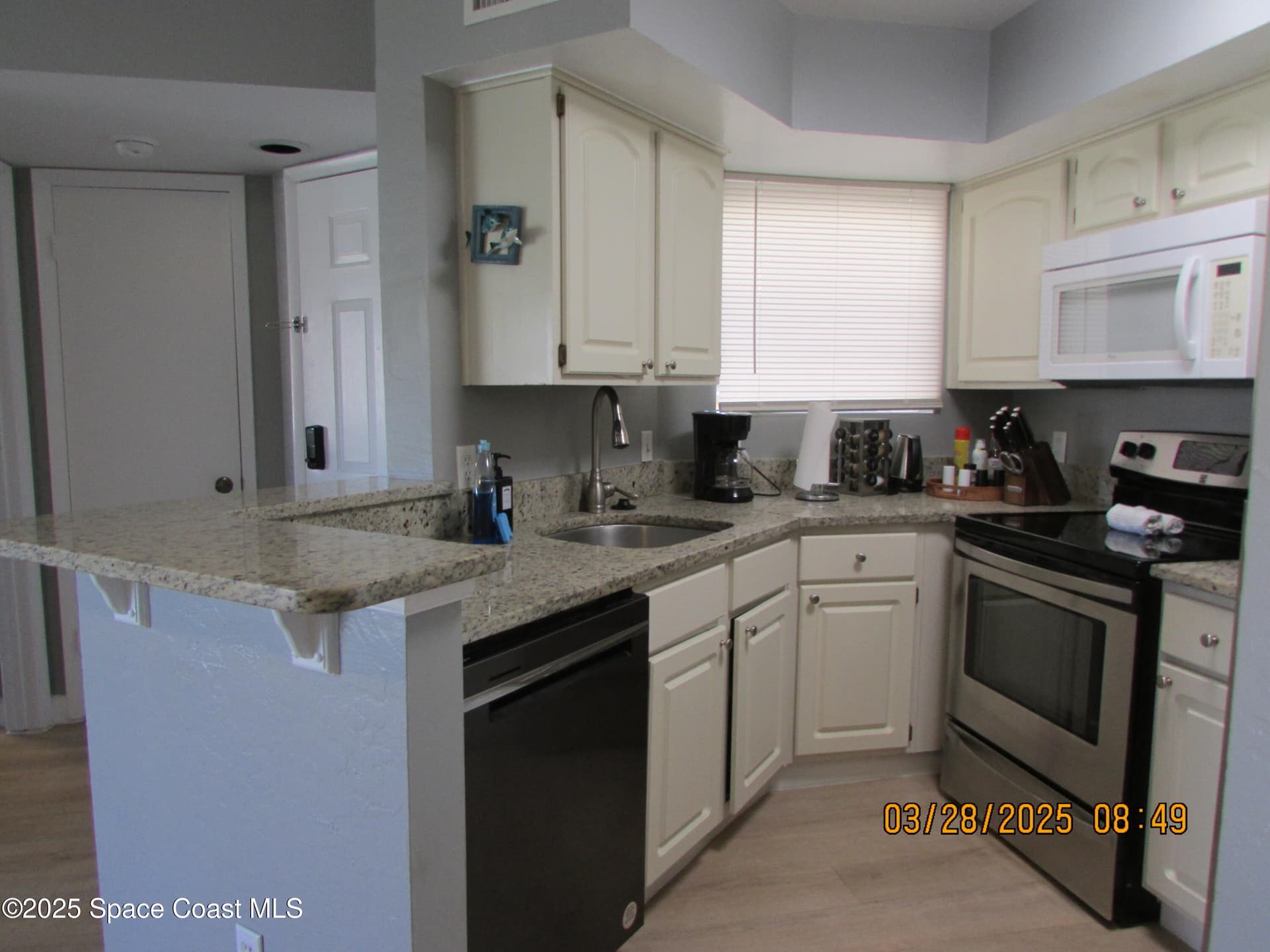 1850 Charlesmont Drive 7118 photo 22