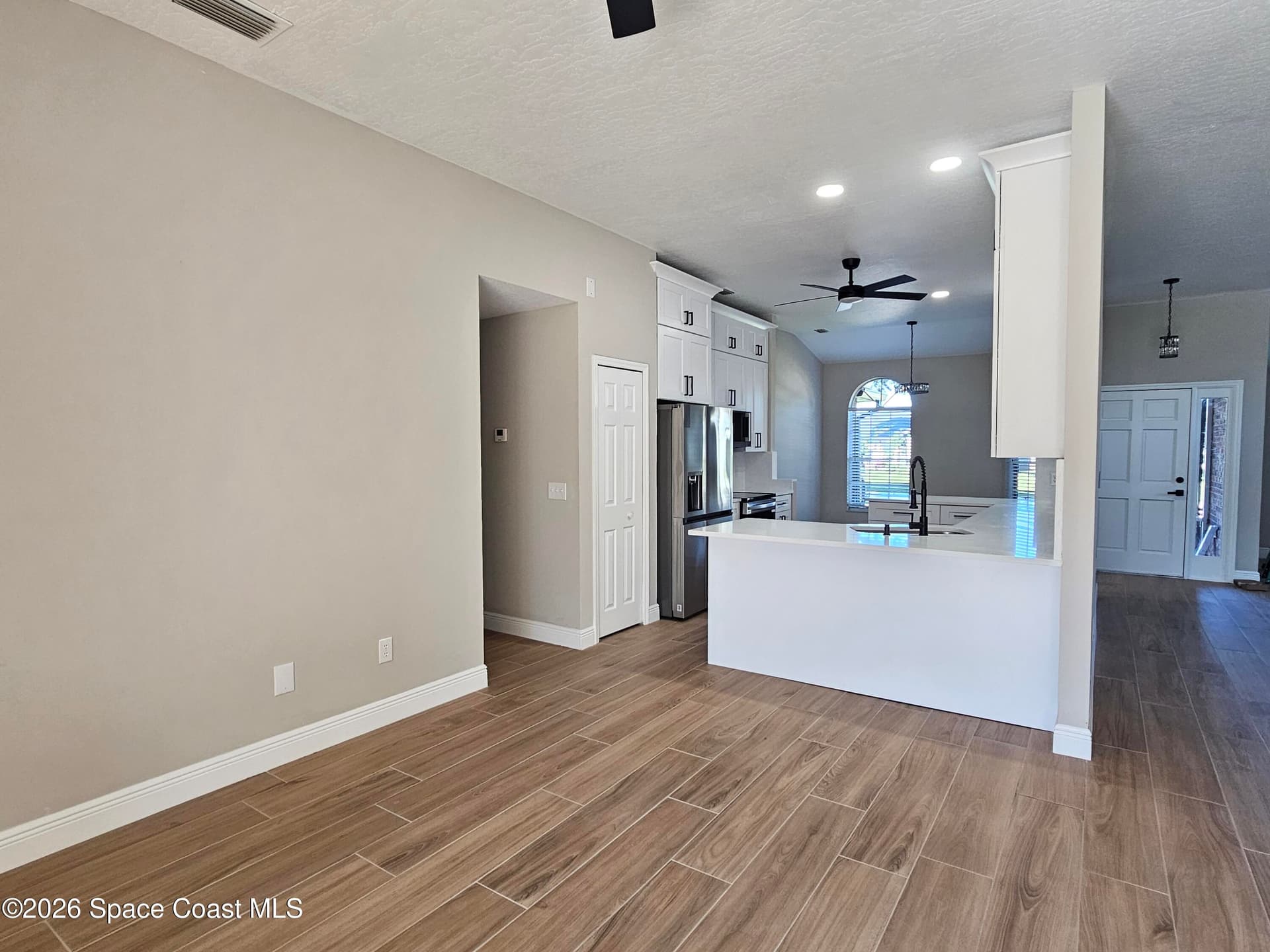 1211 Golden Pond Lane E photo 18
