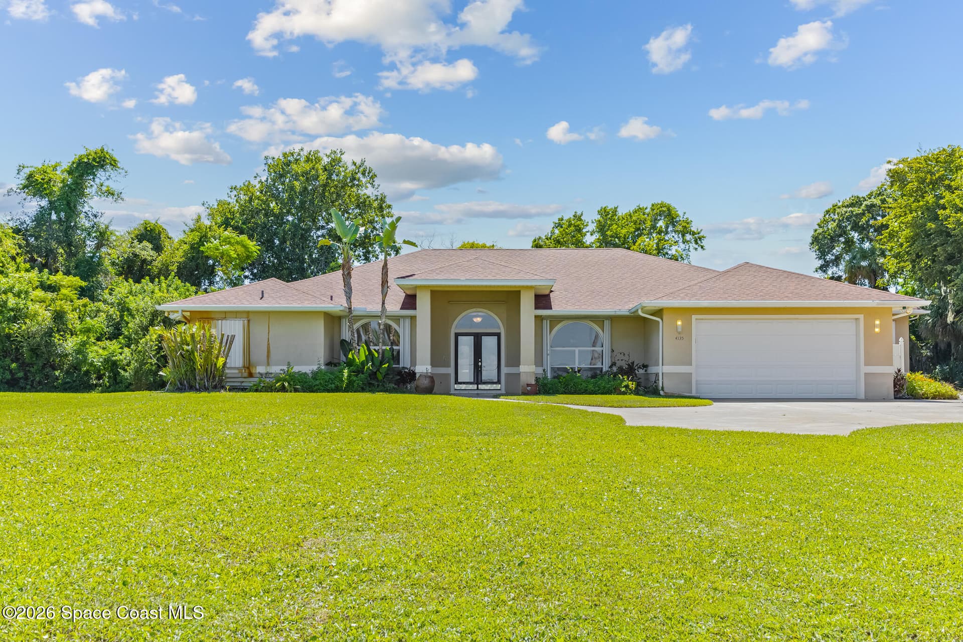 4135 Indian River Drive photo 2