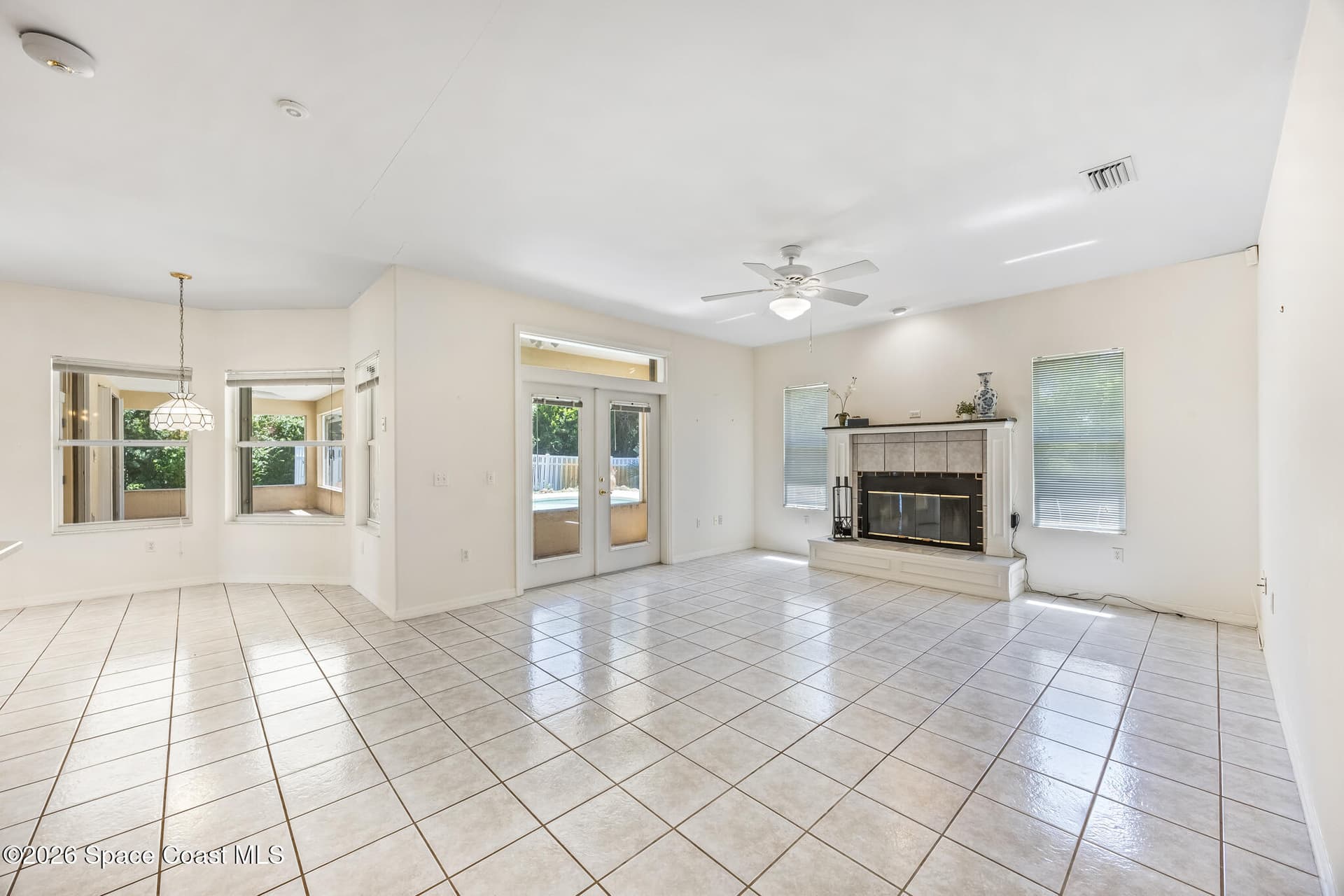 4135 Indian River Drive photo 15