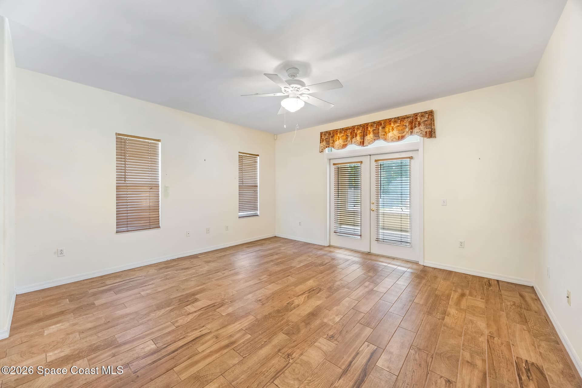 4135 Indian River Drive photo 25