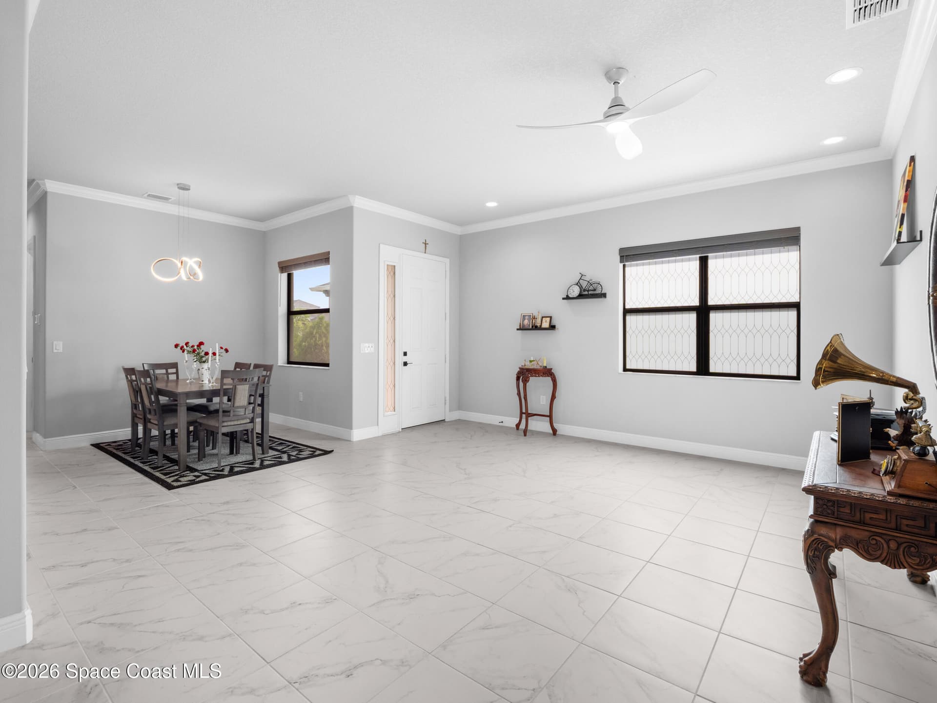 4578 Trovita Circle photo 10