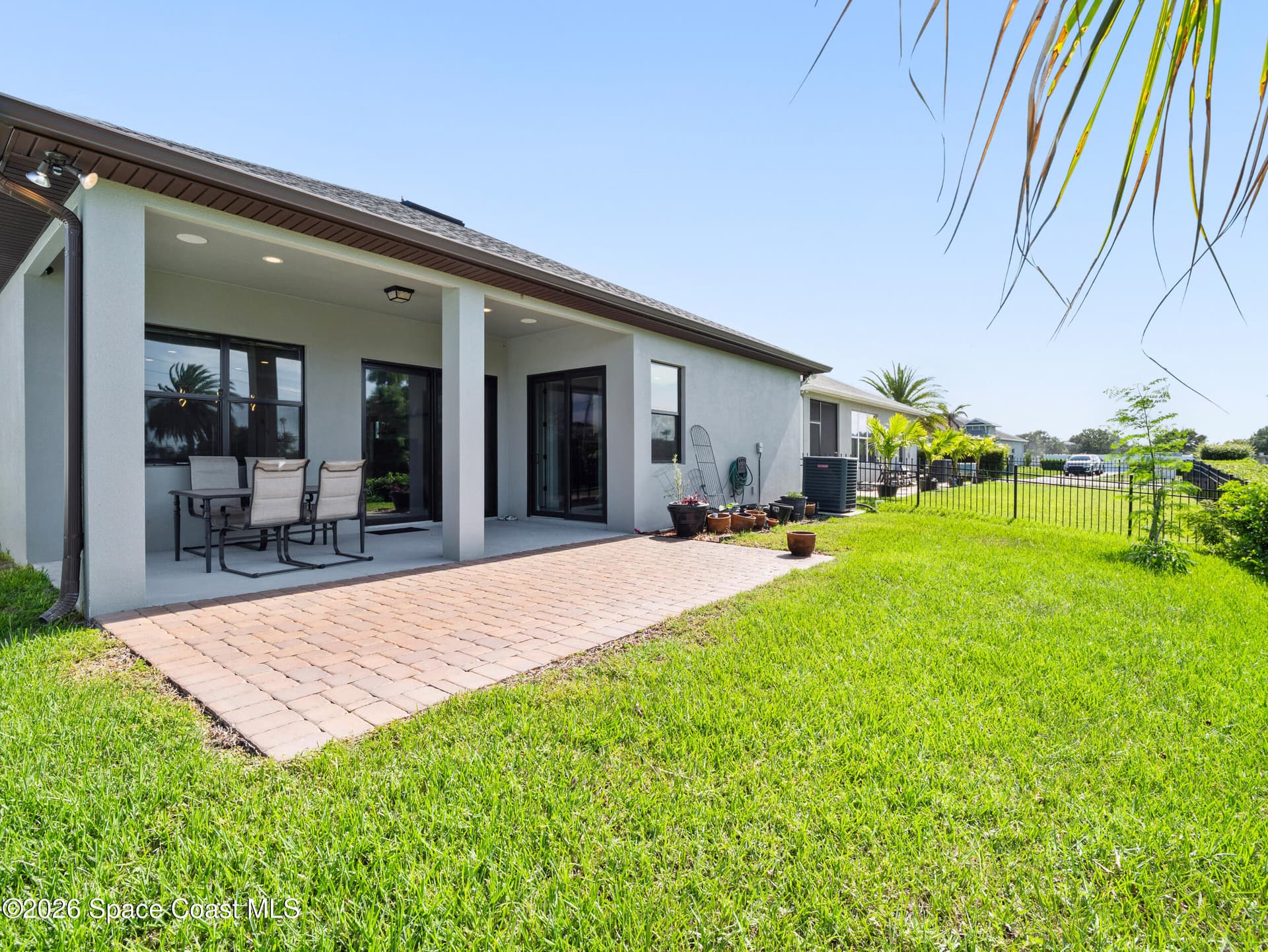 4578 Trovita Circle photo 5
