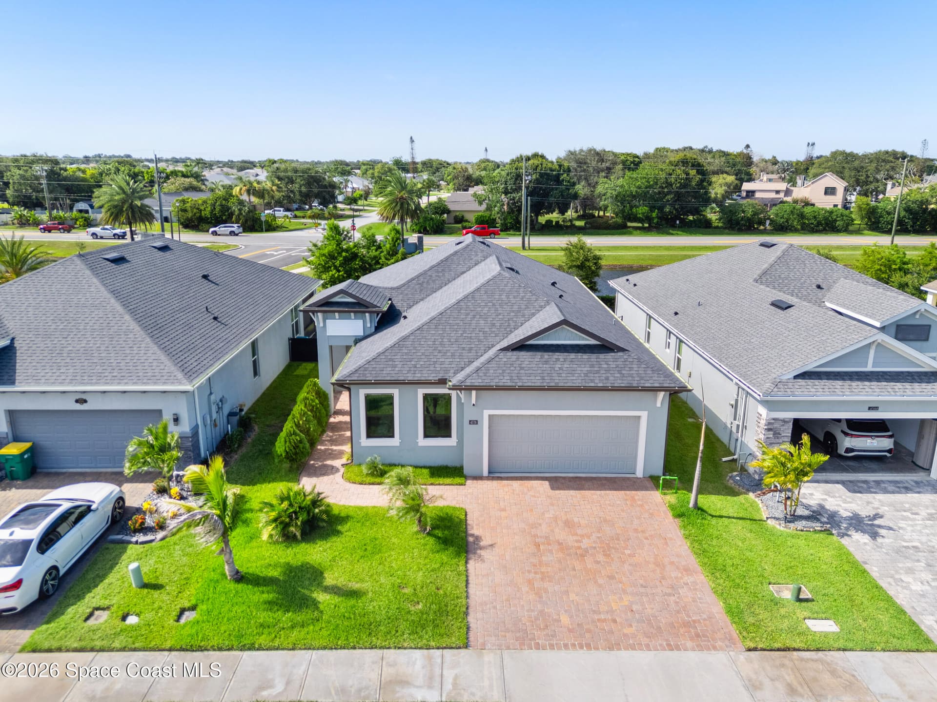 4578 Trovita Circle photo 6