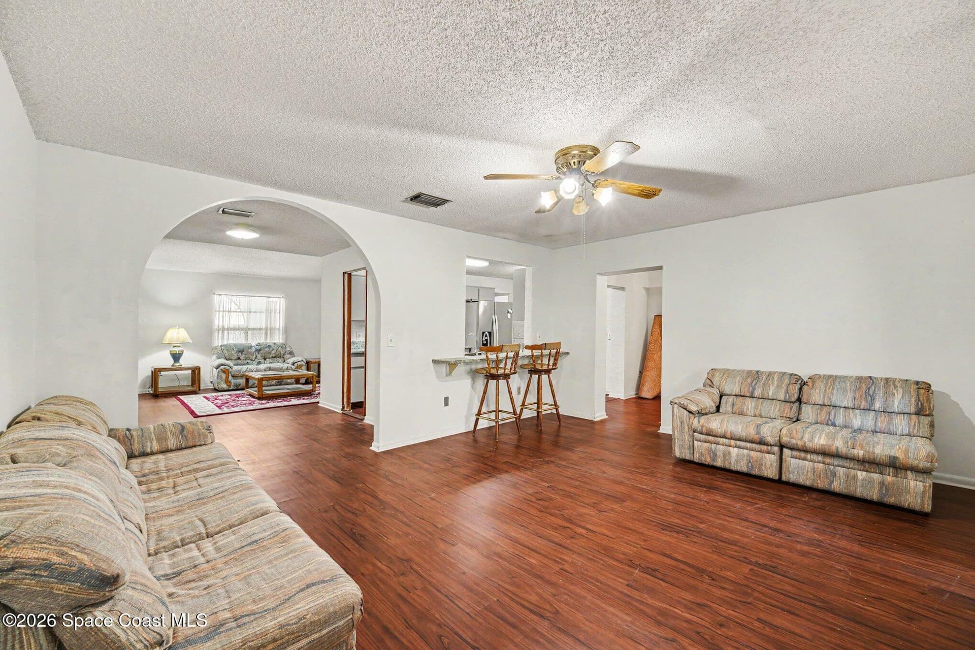 353 Krefeld Road NW photo 6