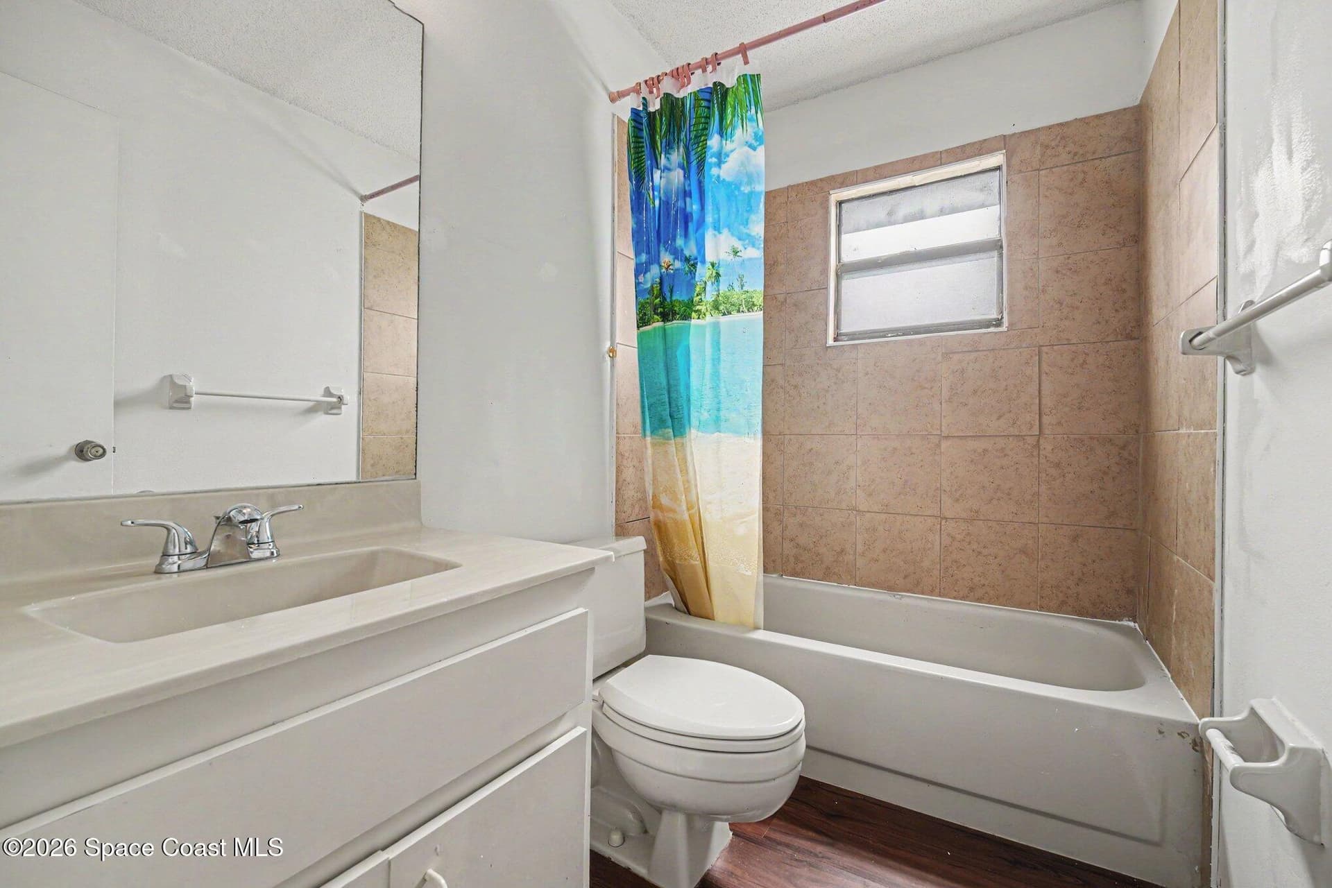 353 Krefeld Road NW photo 16