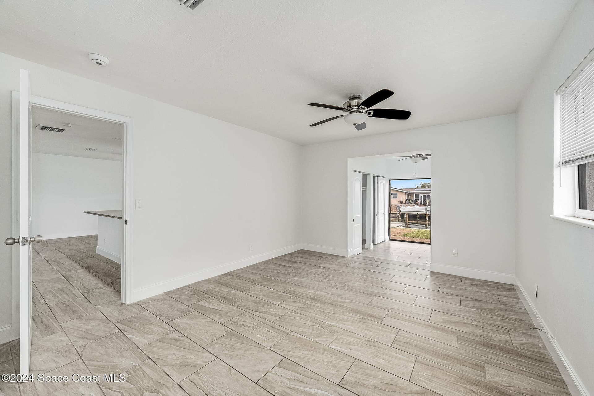 1730 E Riviera Drive photo 11