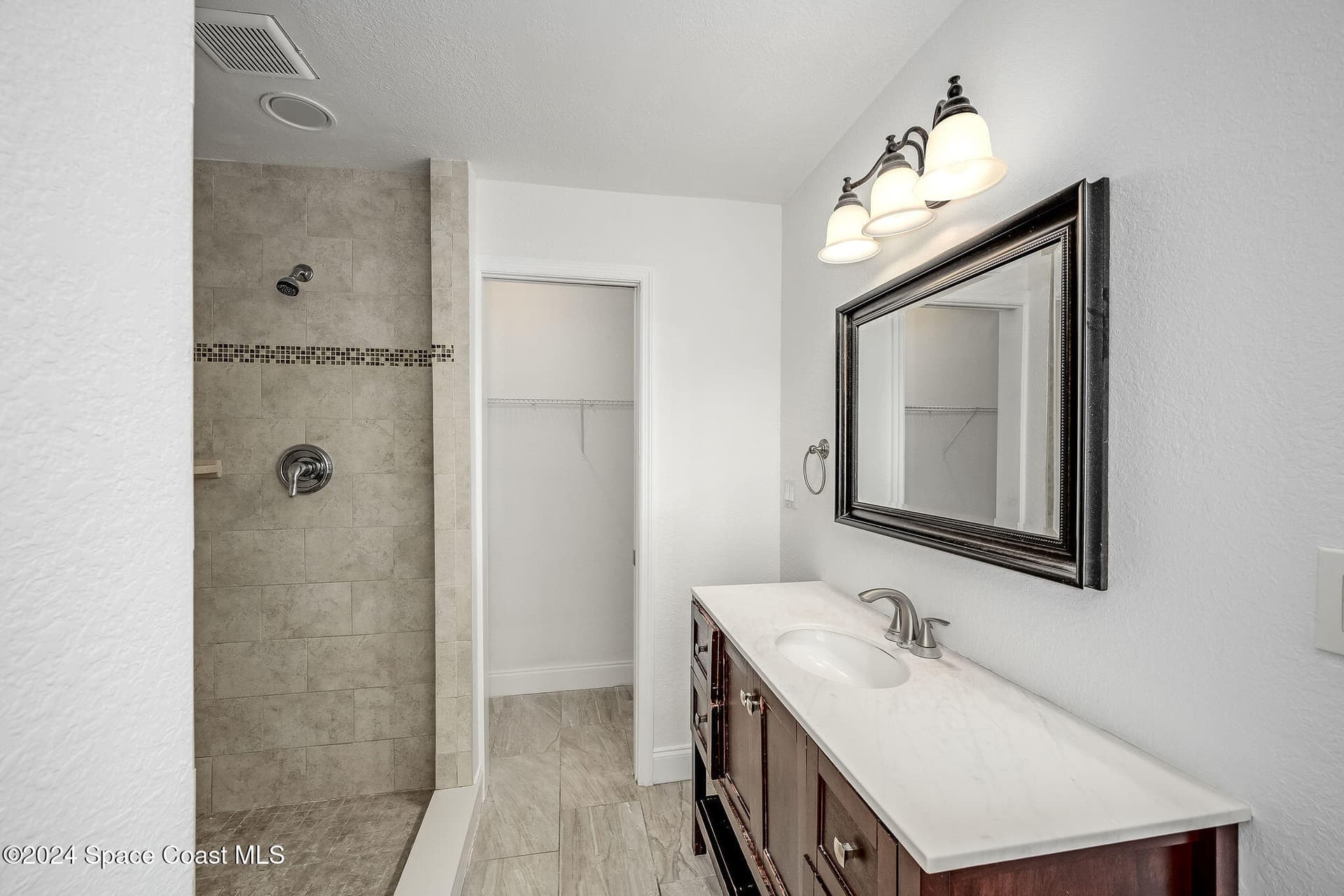 1730 E Riviera Drive photo 14