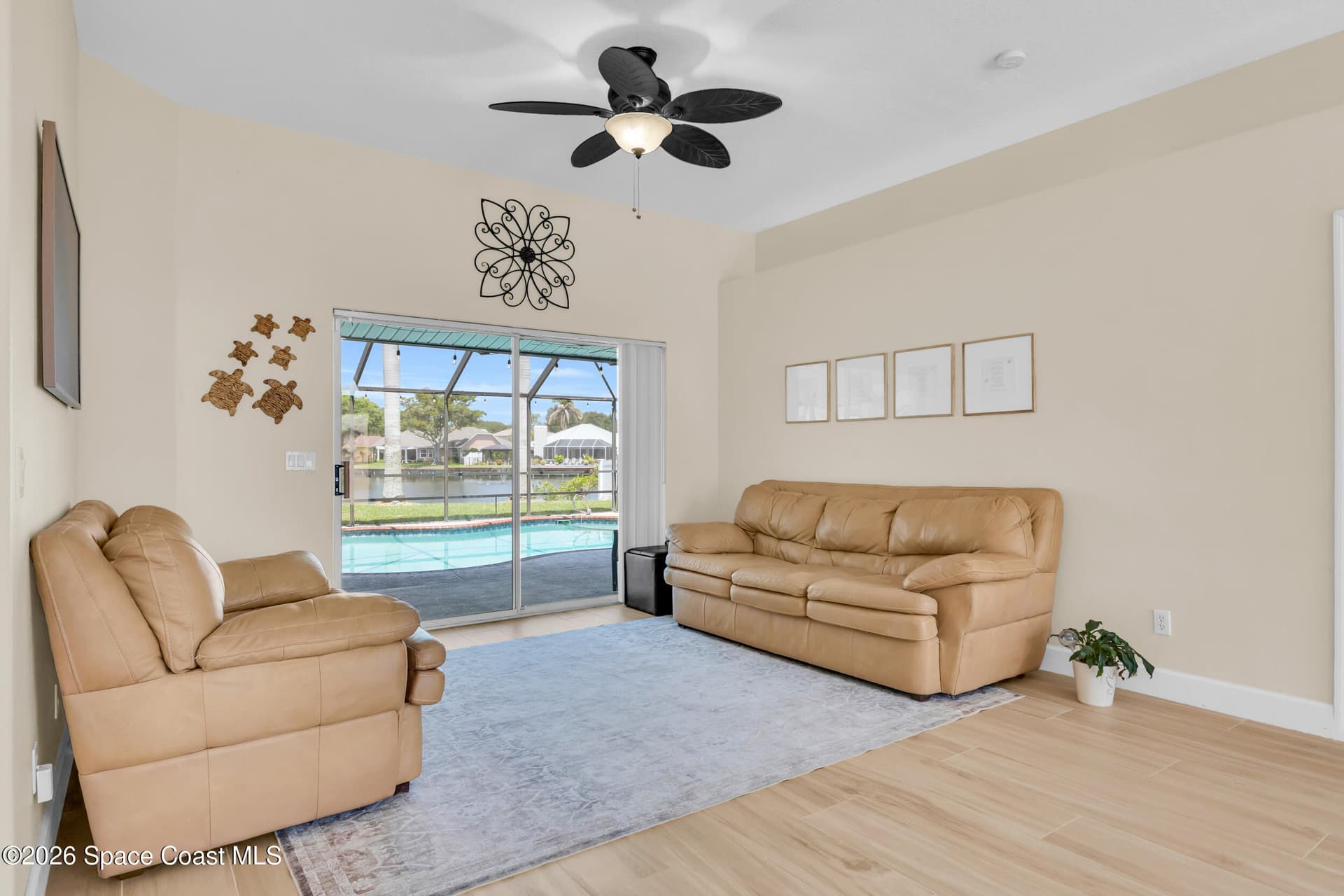 3740 Sunward Drive photo 12