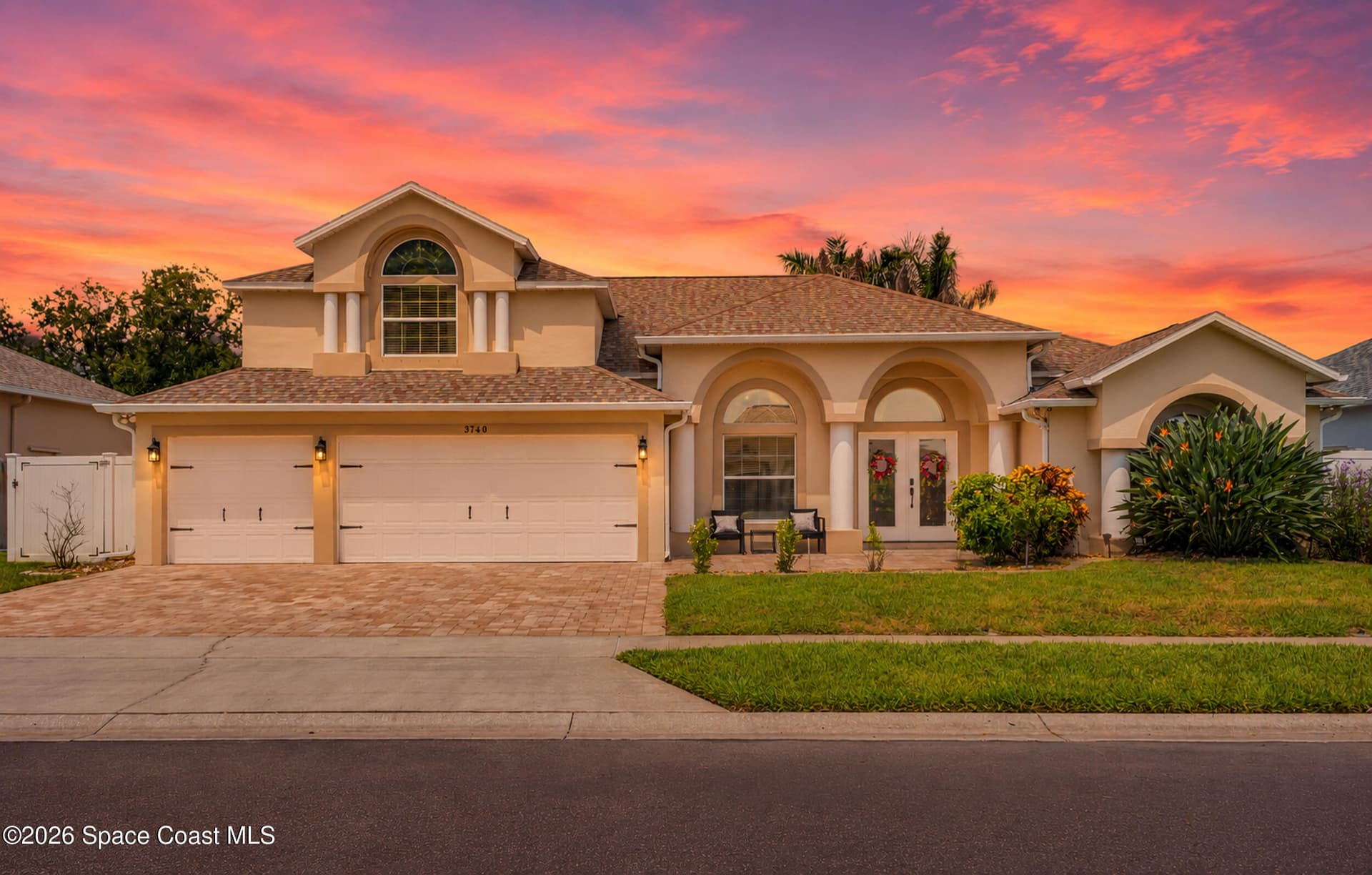 3740 Sunward Drive photo 1