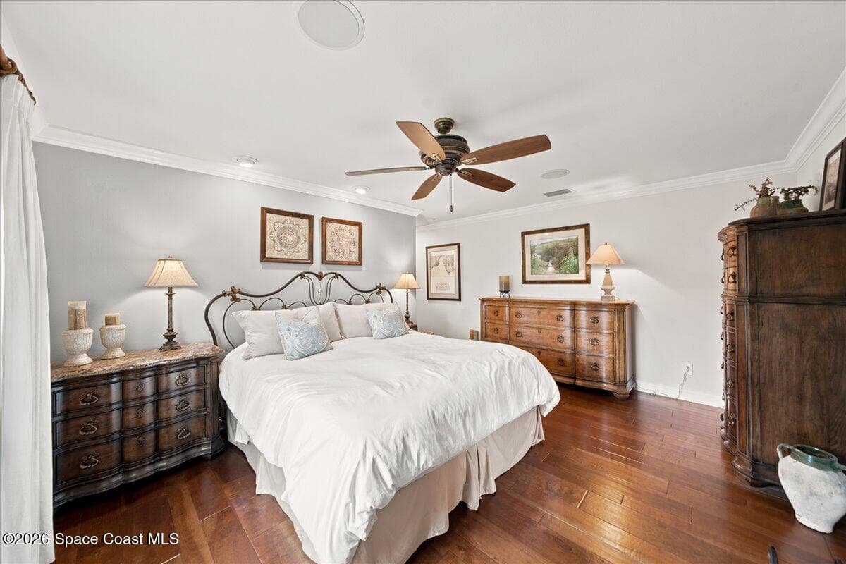 650 Barcelona Court photo 19