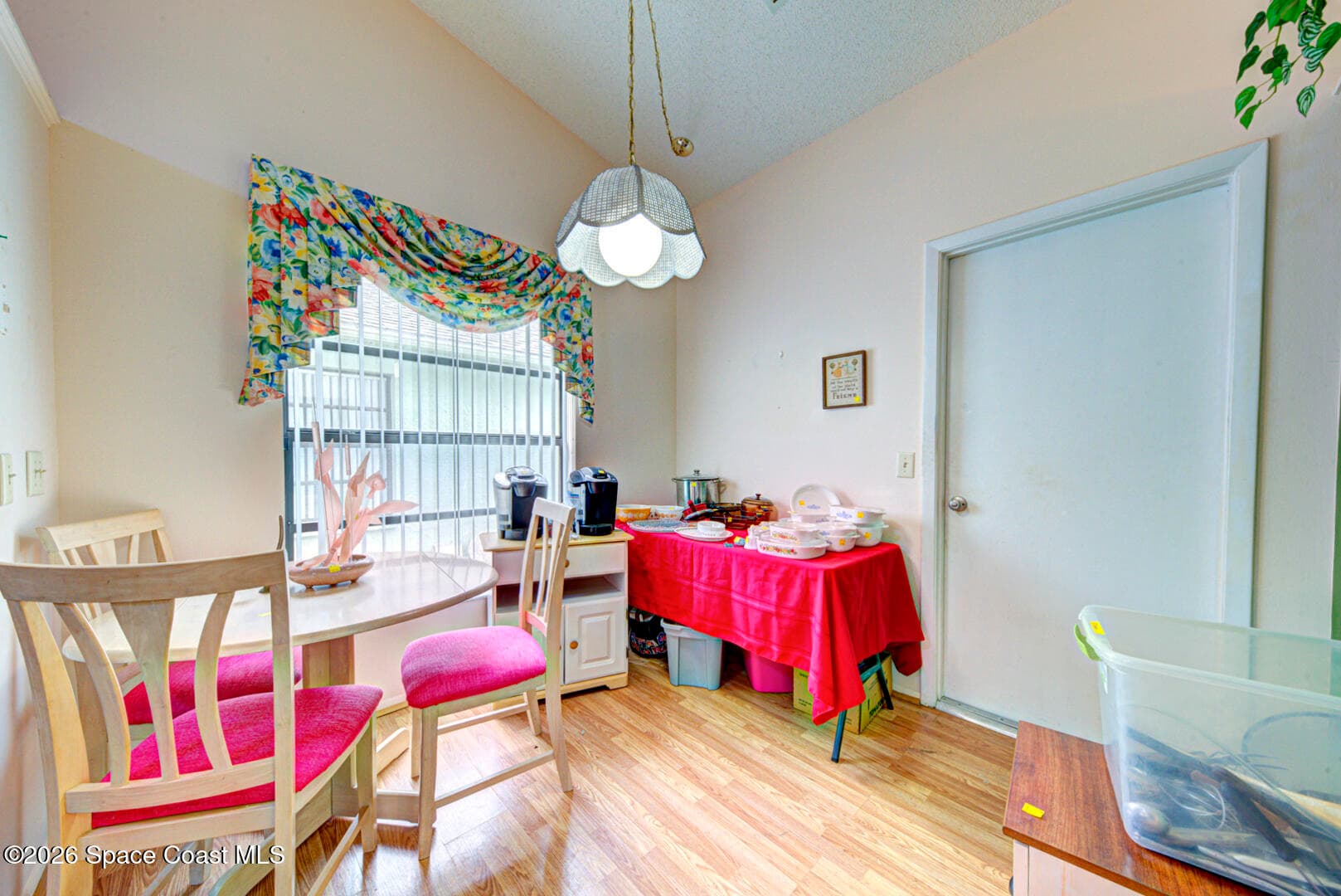 1607 Clover Circle photo 12