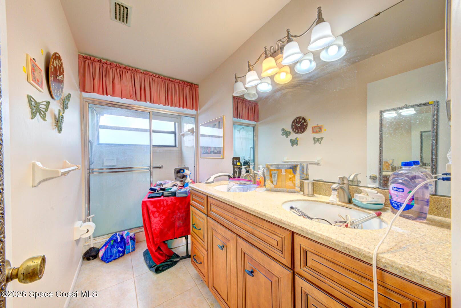 1607 Clover Circle photo 16