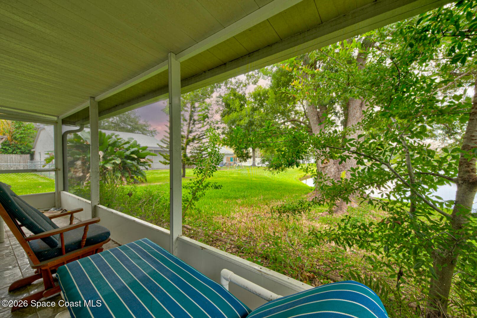 1607 Clover Circle photo 24