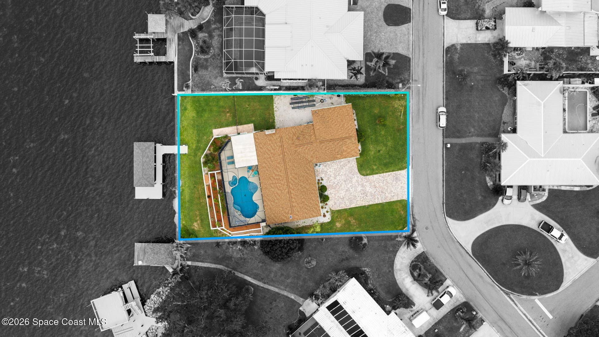 1185 Carrigan Boulevard photo 4