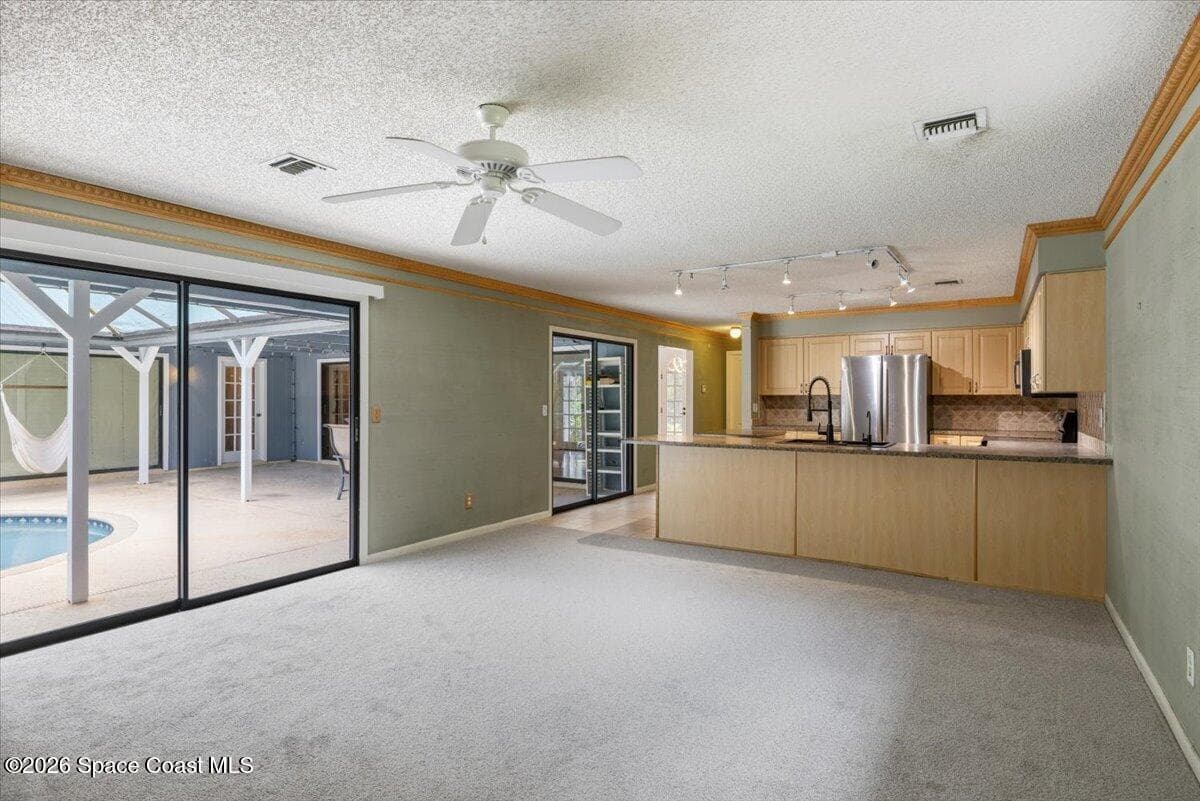 1016 48th Terrace photo 16